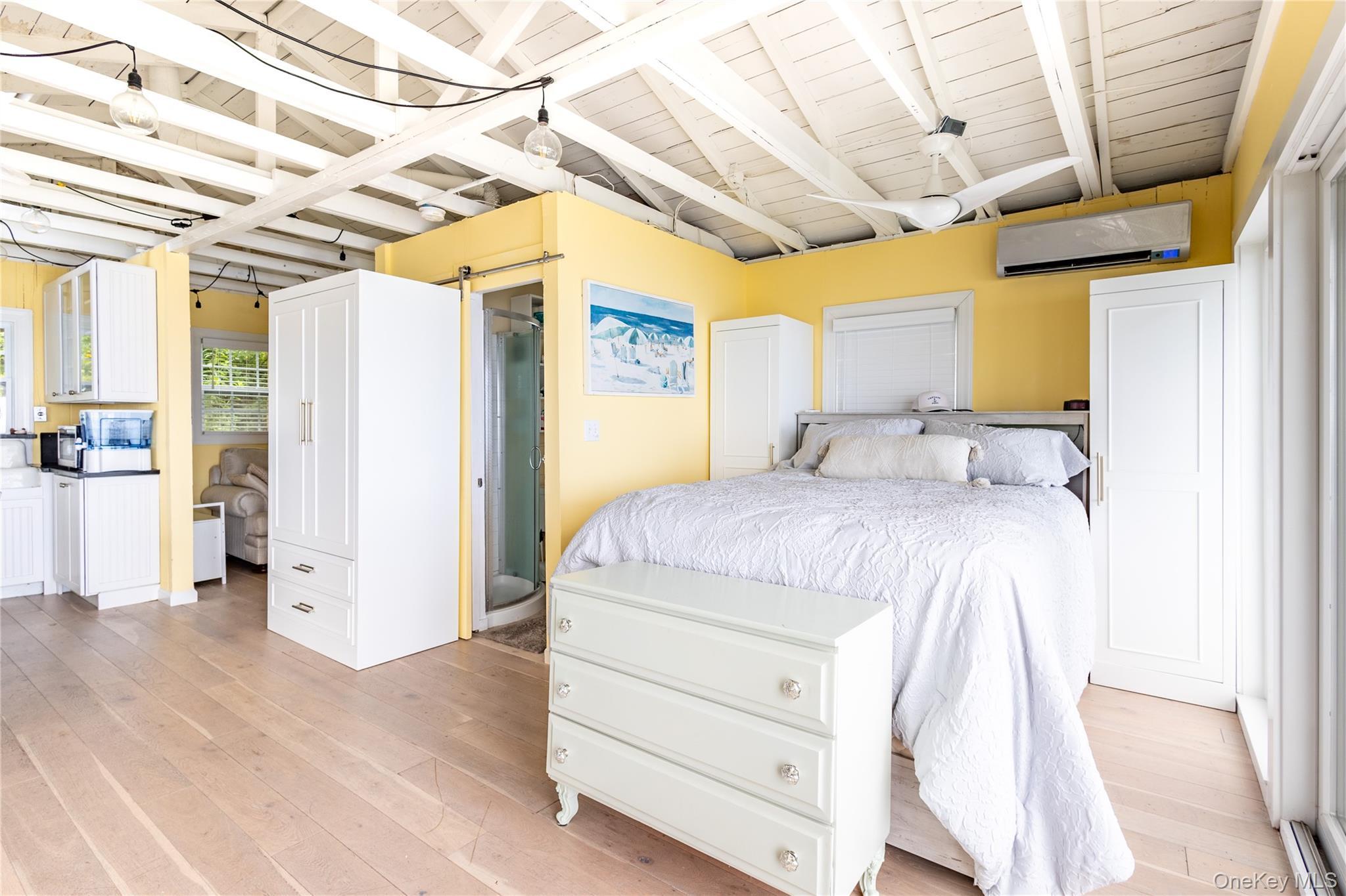 Single Family Hillcrest  Suffolk County, NY 11933, MLS-888442-19