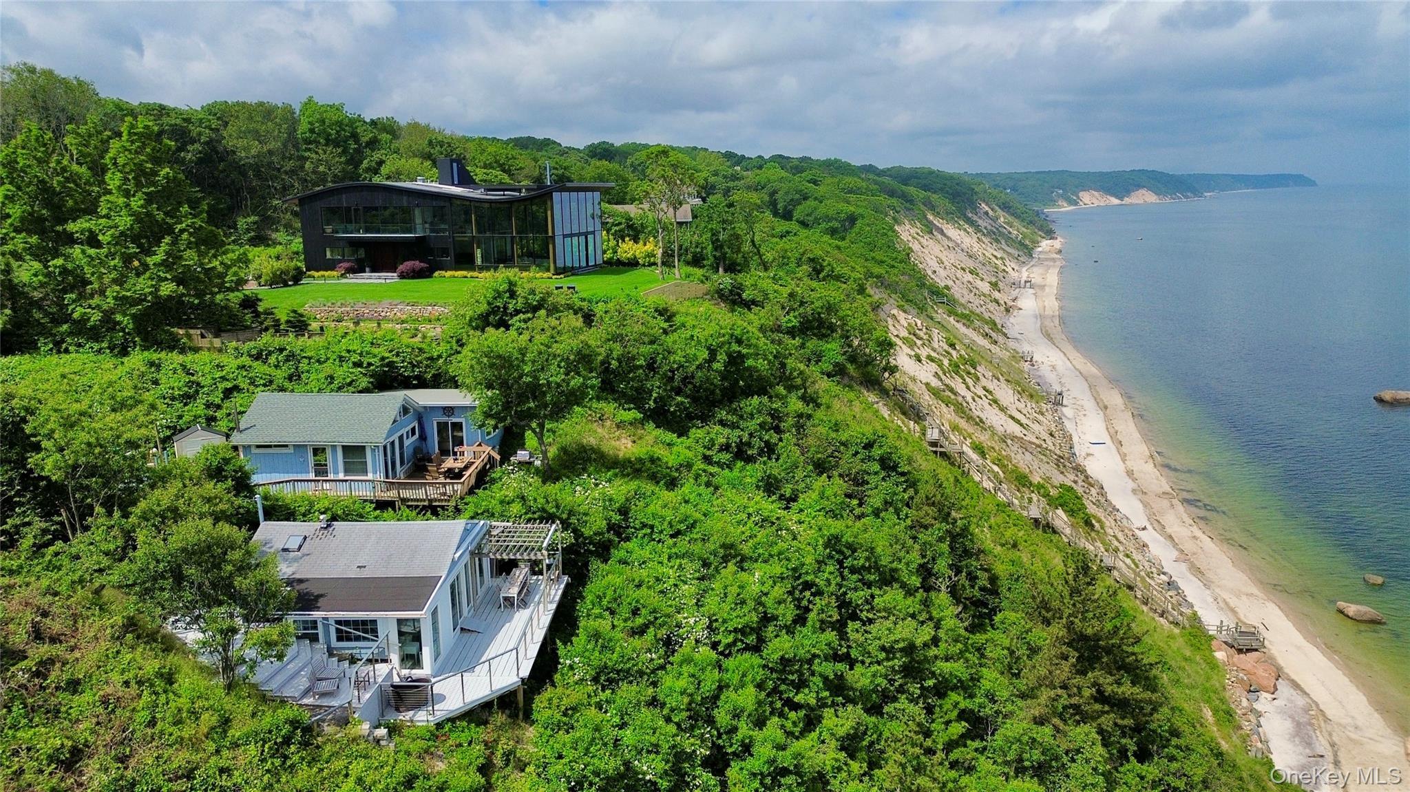 Single Family Hillcrest  Suffolk County, NY 11933, MLS-888442-37