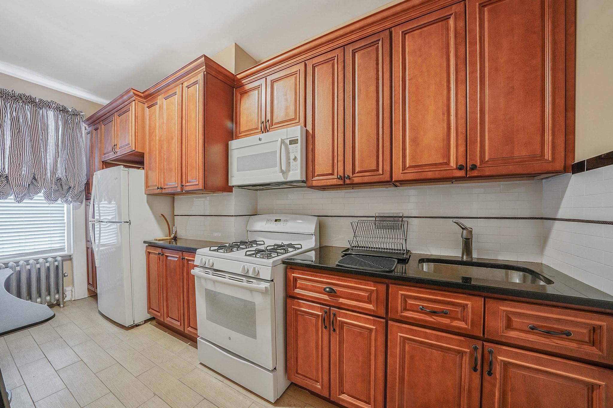 Single Family Granite Brooklyn, NY 11207, MLS-888483-12