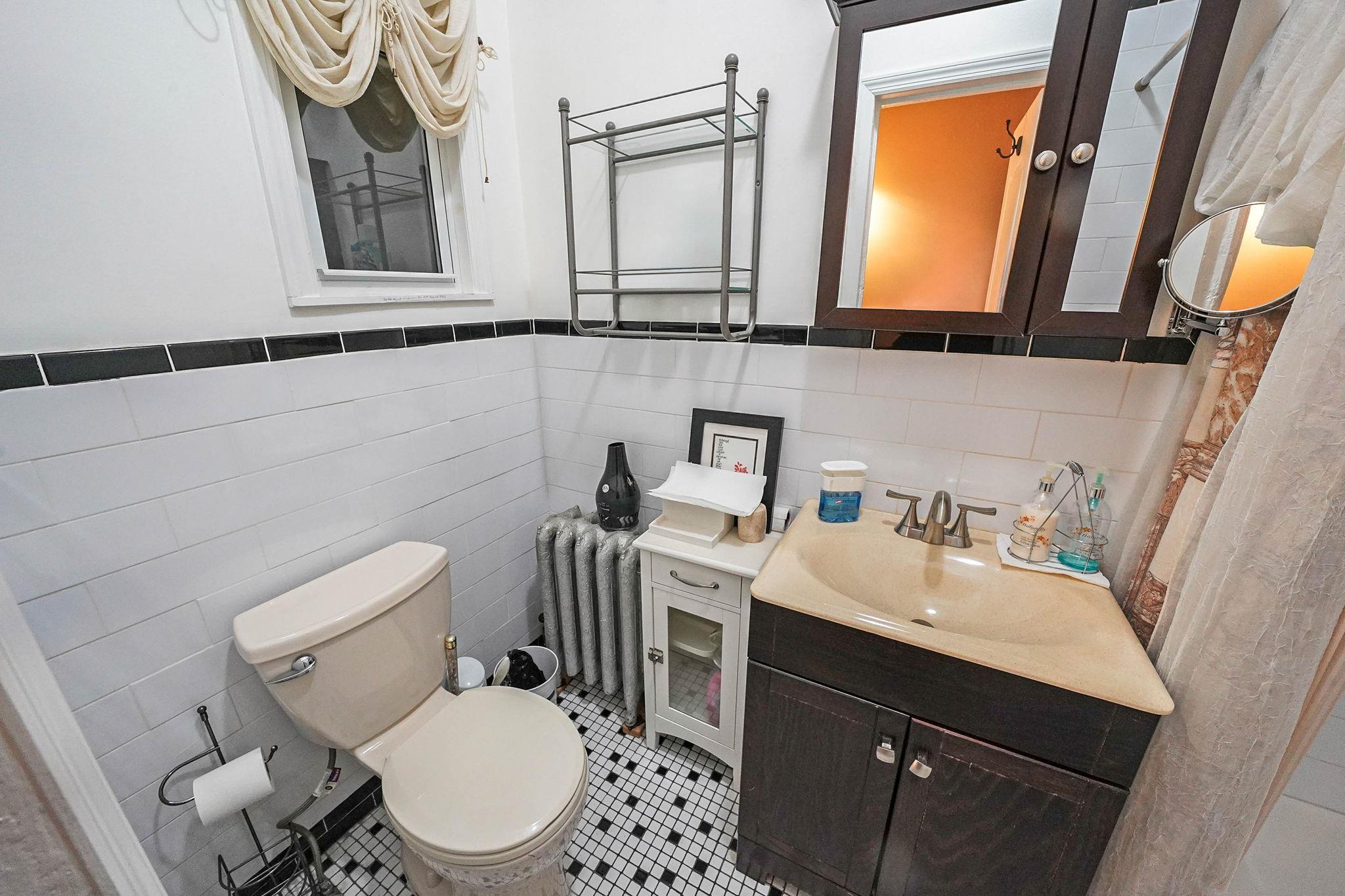 Single Family Granite Brooklyn, NY 11207, MLS-888483-8