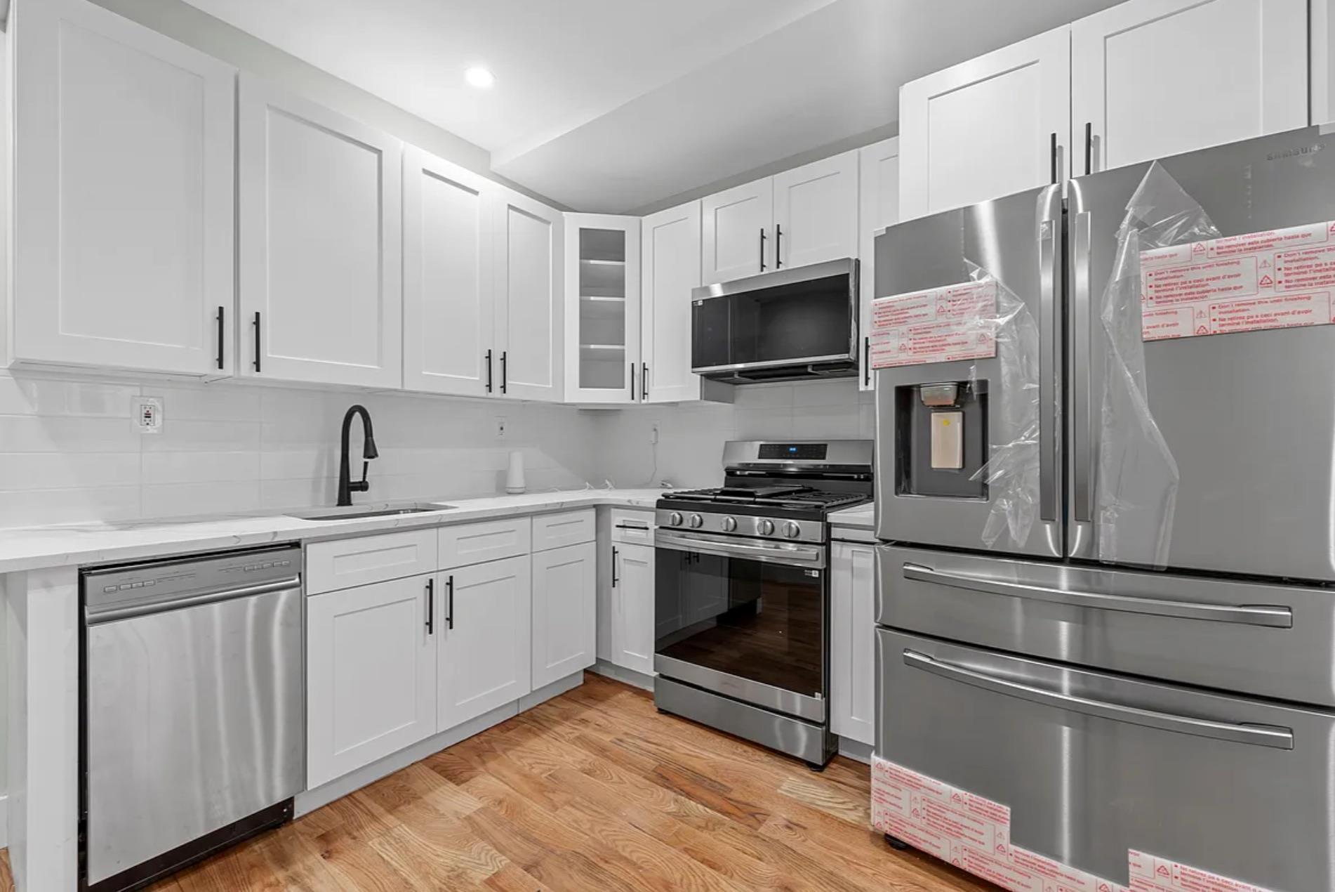 Apartment Street  Brooklyn, NY 11207, MLS-888490-2