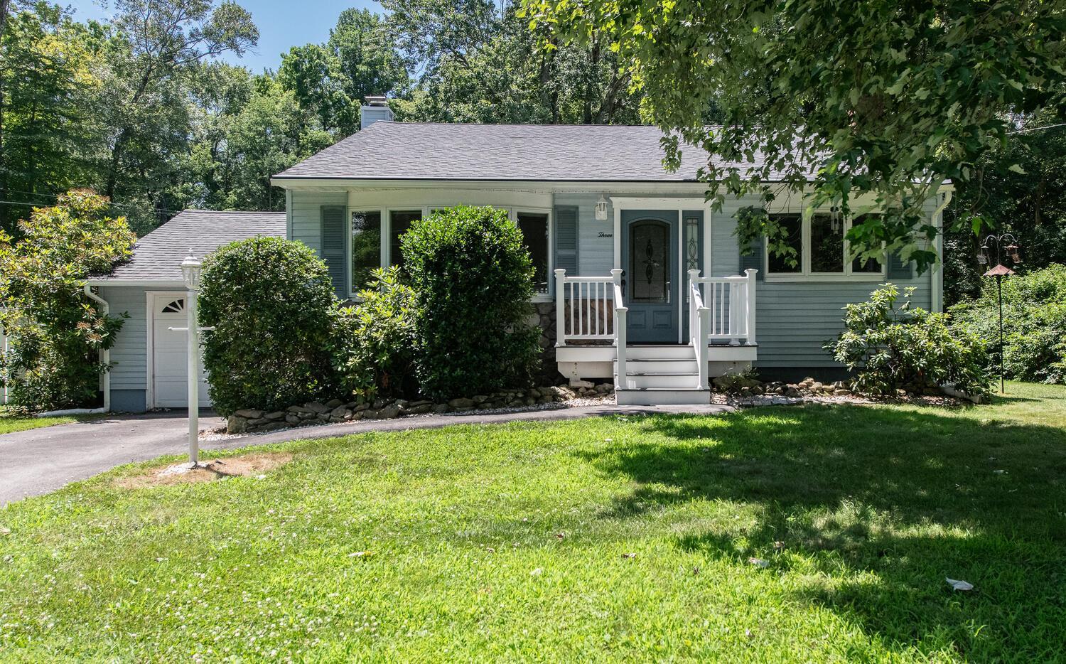 Single Family Jackson  Dutchess County, NY 12603, MLS-888493-4