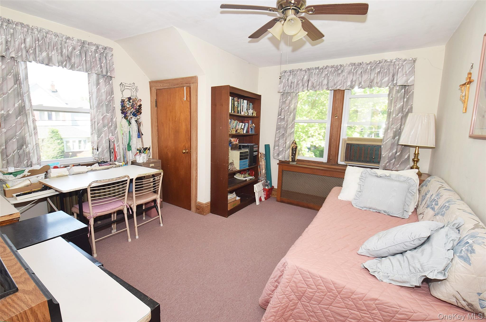 Single Family Nieman  Nassau County, NY 11563, MLS-888506-16