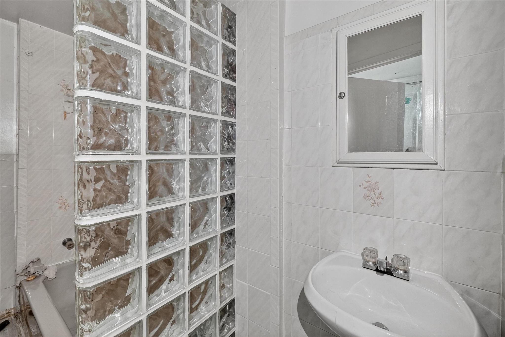 Single Family Palmetto Brooklyn, NY 11221, MLS-888527-38