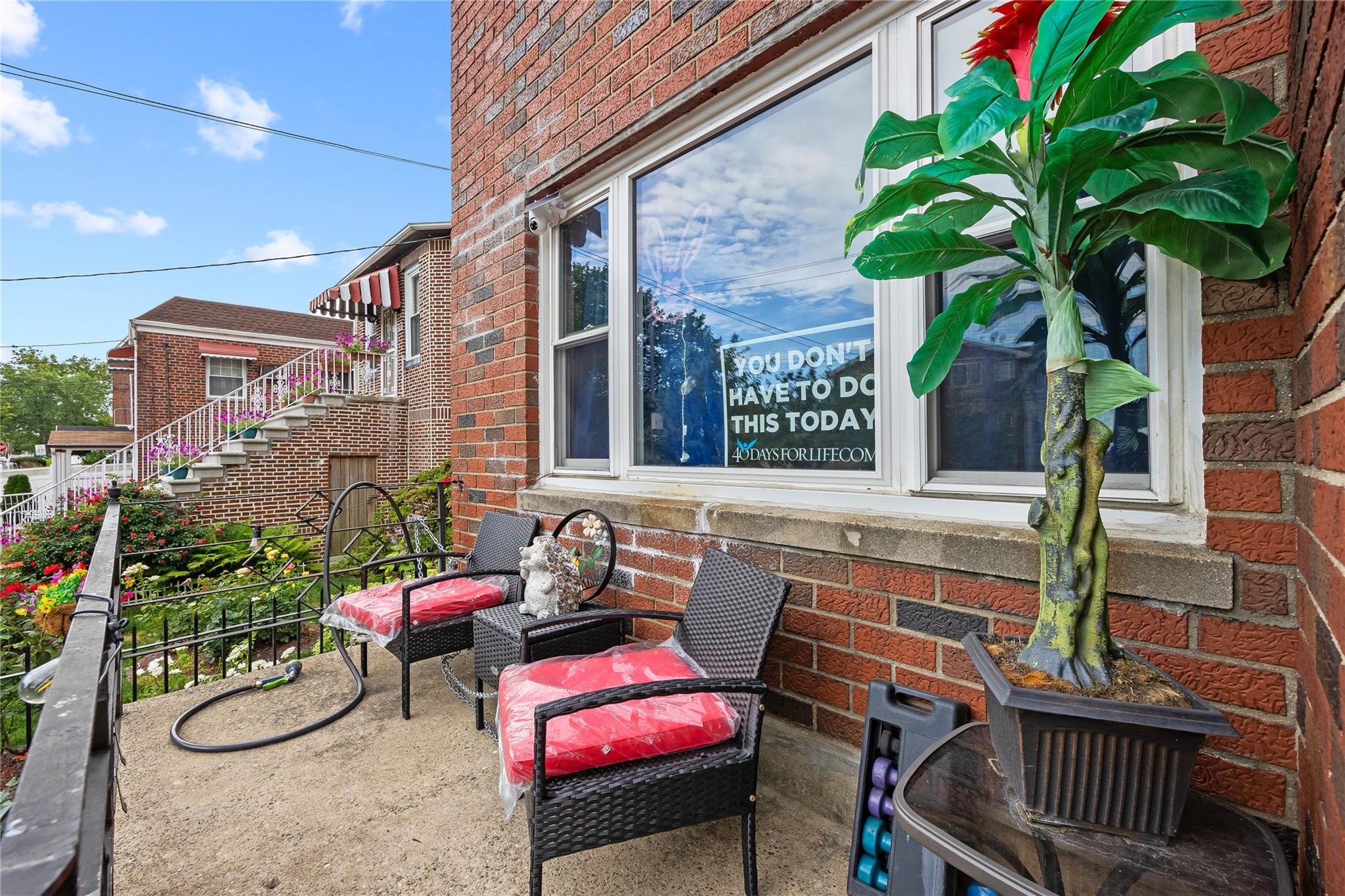 Single Family Hering  Bronx, NY 10469, MLS-888530-20