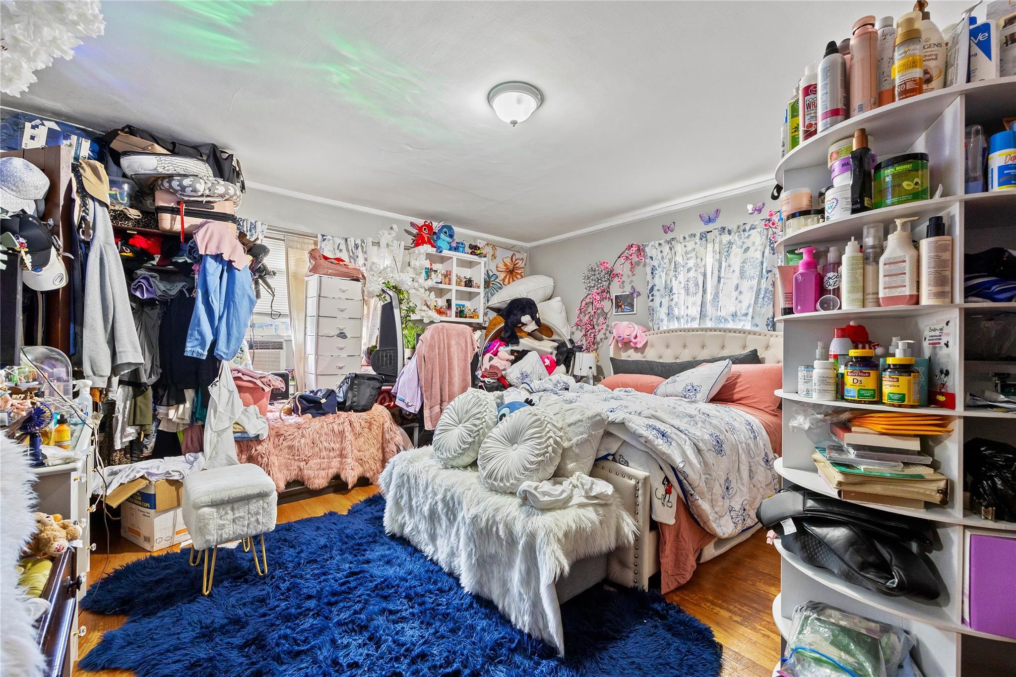 Single Family Hering  Bronx, NY 10469, MLS-888530-3