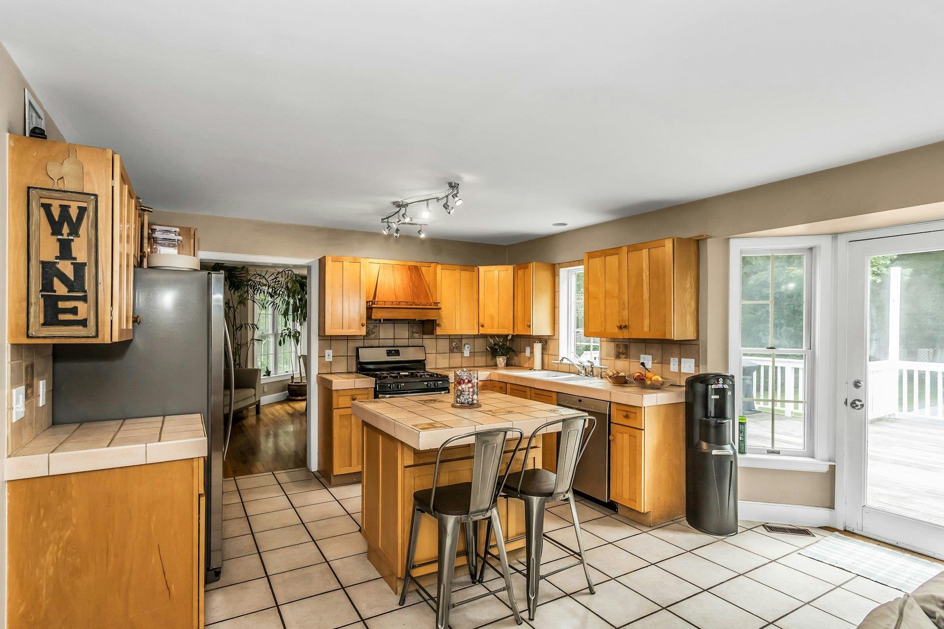 Single Family Squiretown Suffolk County, NY 11946, MLS-888540-12