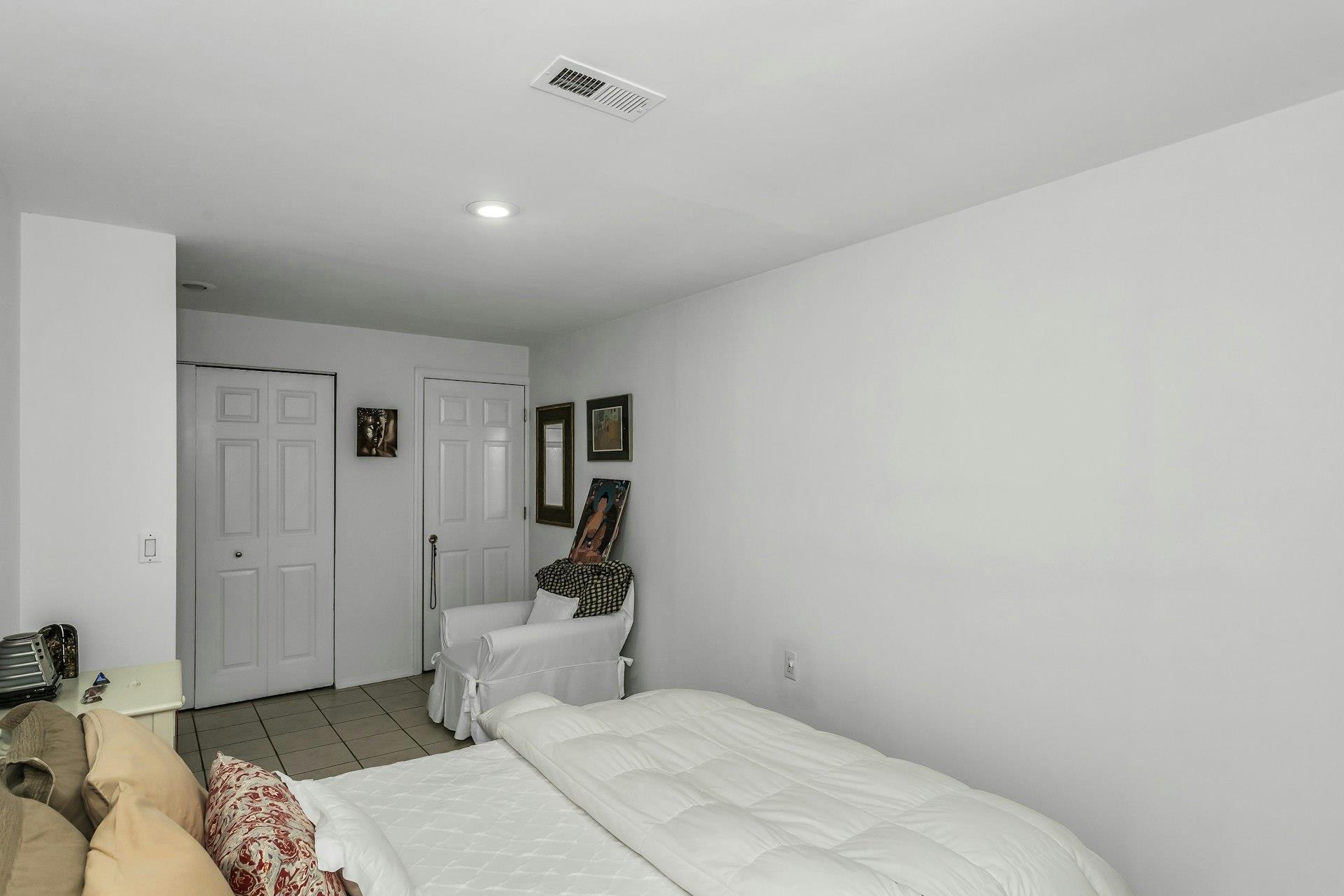 Single Family Squiretown Suffolk County, NY 11946, MLS-888540-31