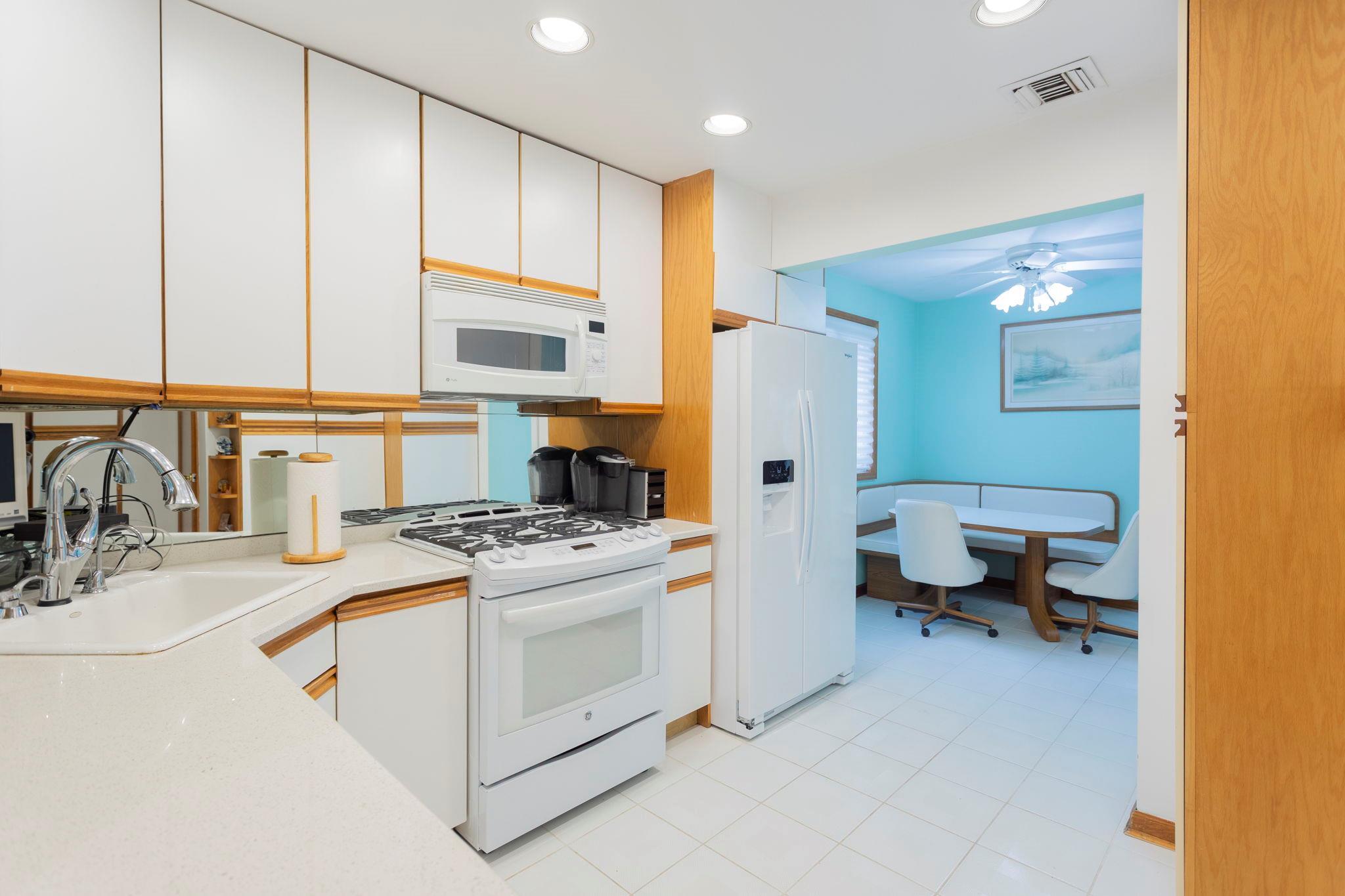 Single Family 212th  Queens, NY 11427, MLS-888545-8