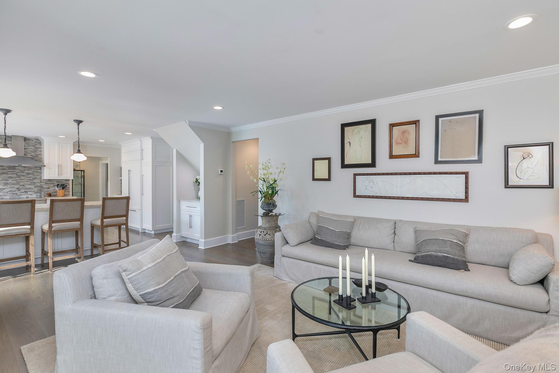 Single Family Halsey Suffolk County, NY 11960, MLS-888563-17