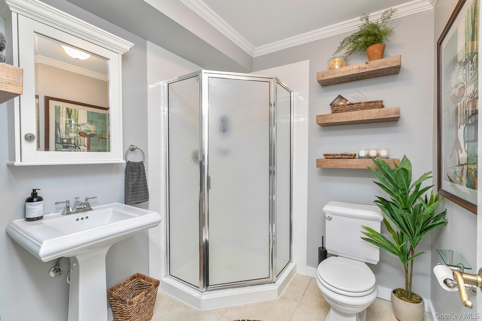 Single Family Halsey Suffolk County, NY 11960, MLS-888563-20