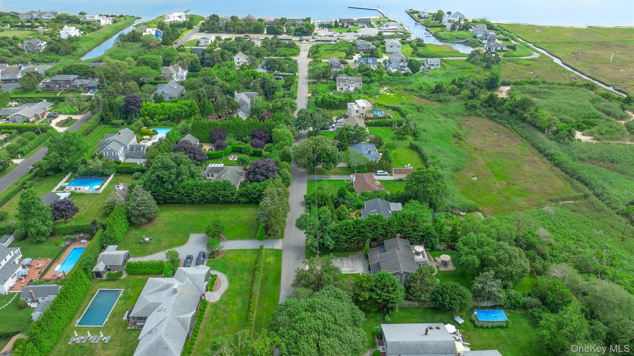 Single Family Halsey Suffolk County, NY 11960, MLS-888563-39