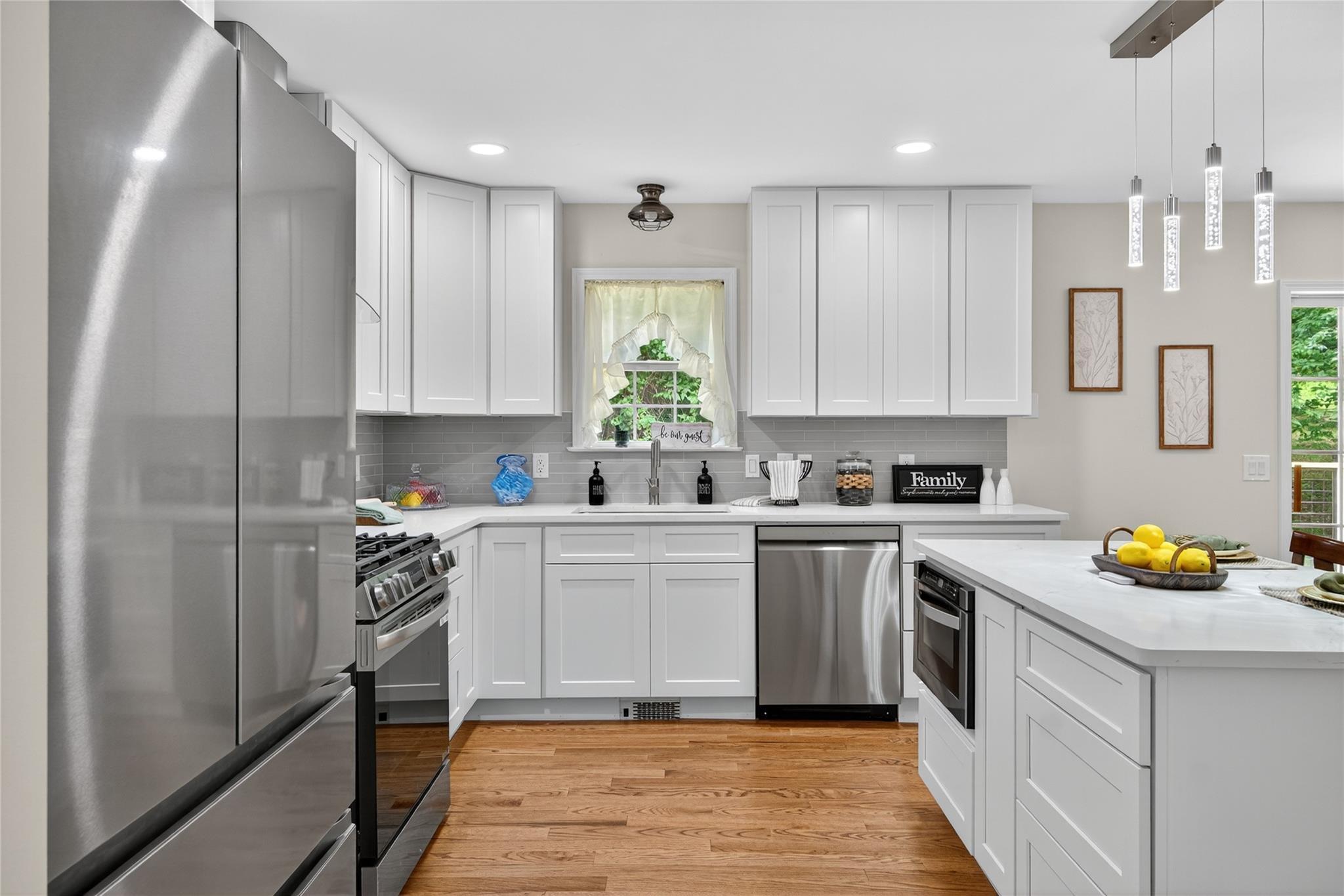 Single Family Bella Vista  Ulster County, NY 12548, MLS-888564-16