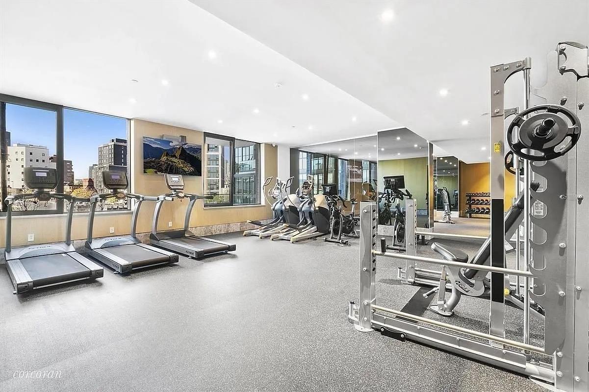 Condo Jackson  Queens, NY 11101, MLS-888565-3