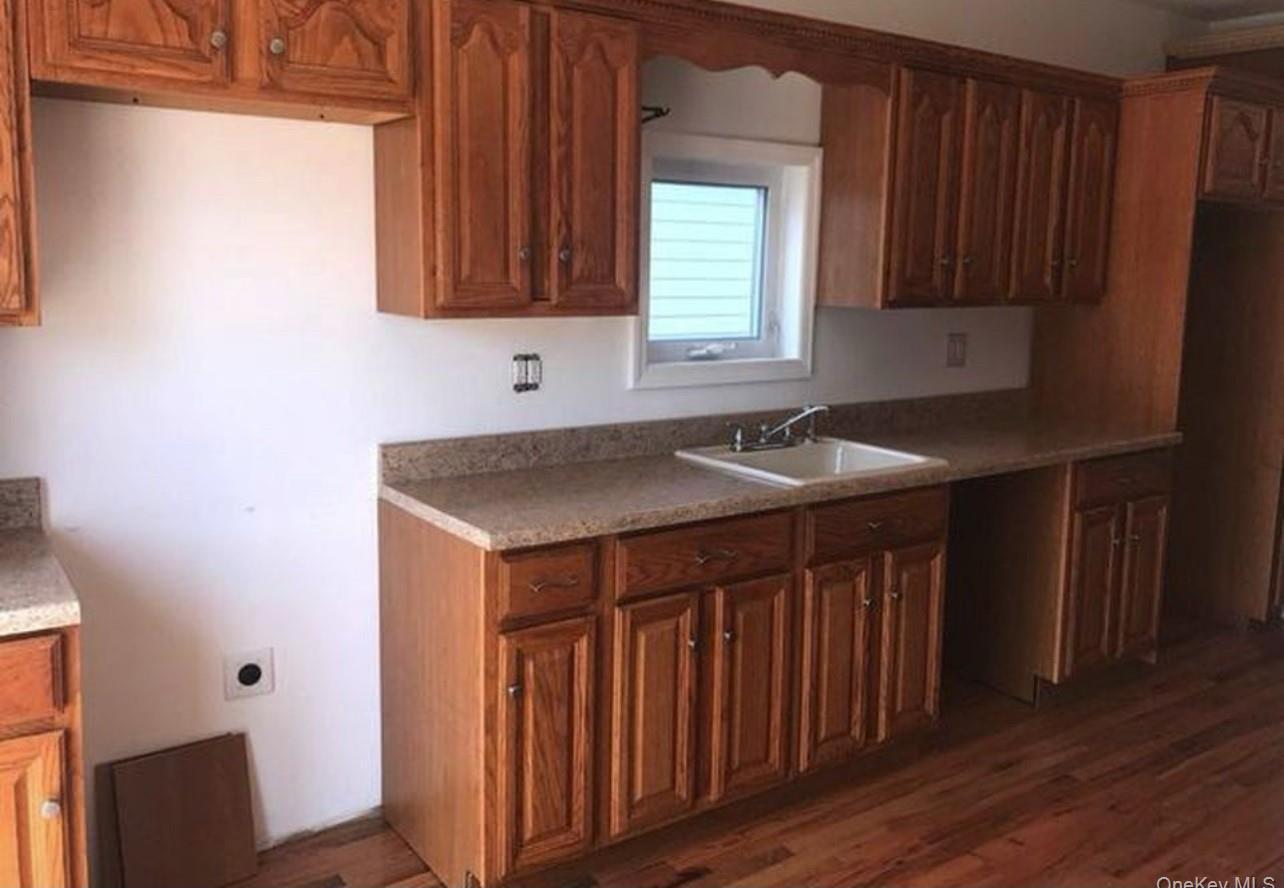 Single Family 10th  Queens, NY 11693, MLS-888573-3