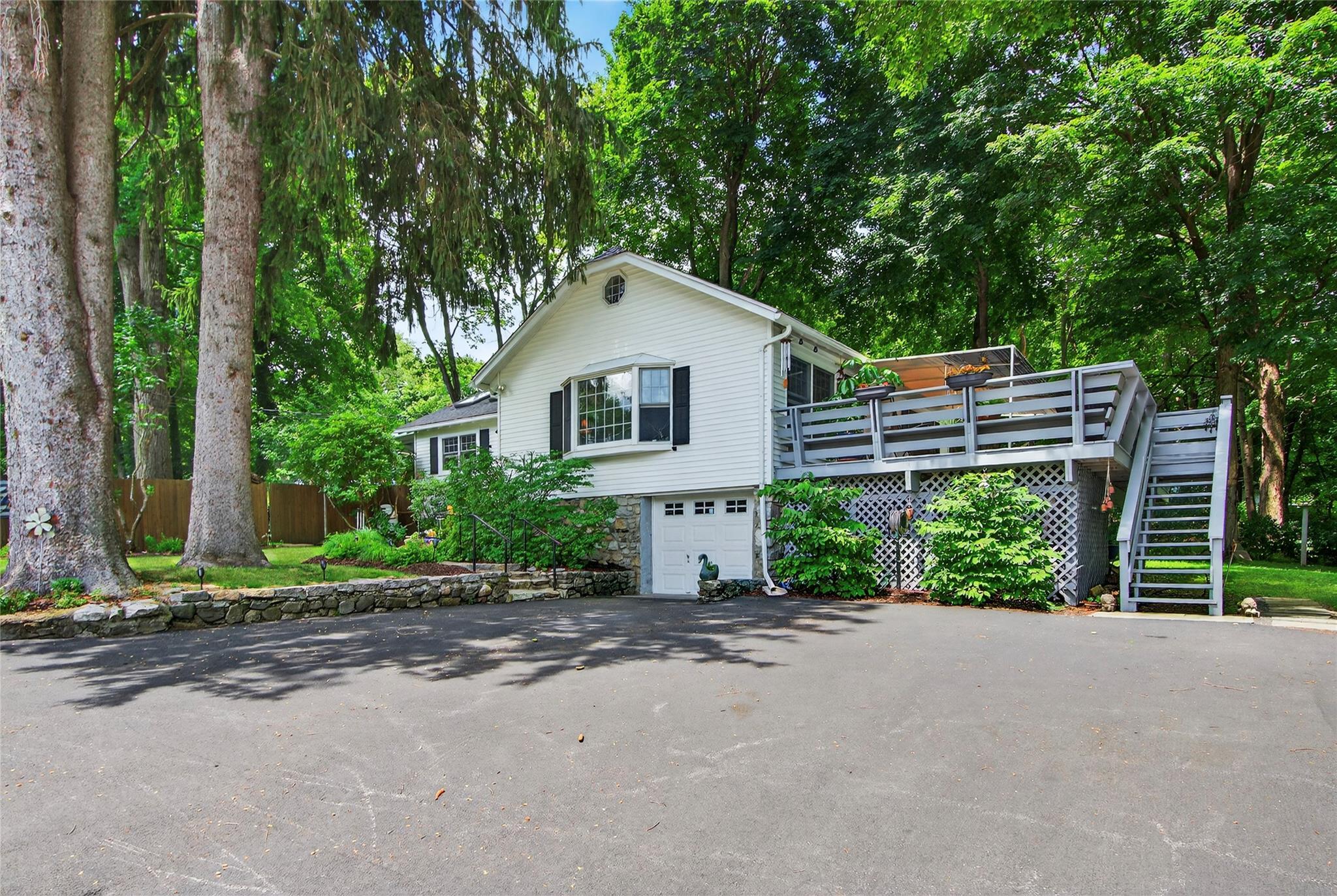 Single Family Mountain View  Putnam County, NY 10579, MLS-888579-2