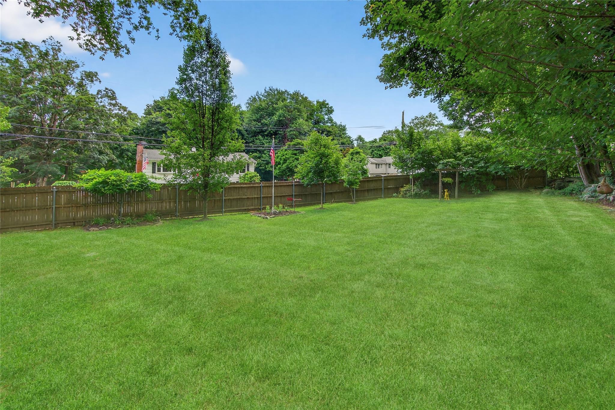 Single Family Mountain View  Putnam County, NY 10579, MLS-888579-25