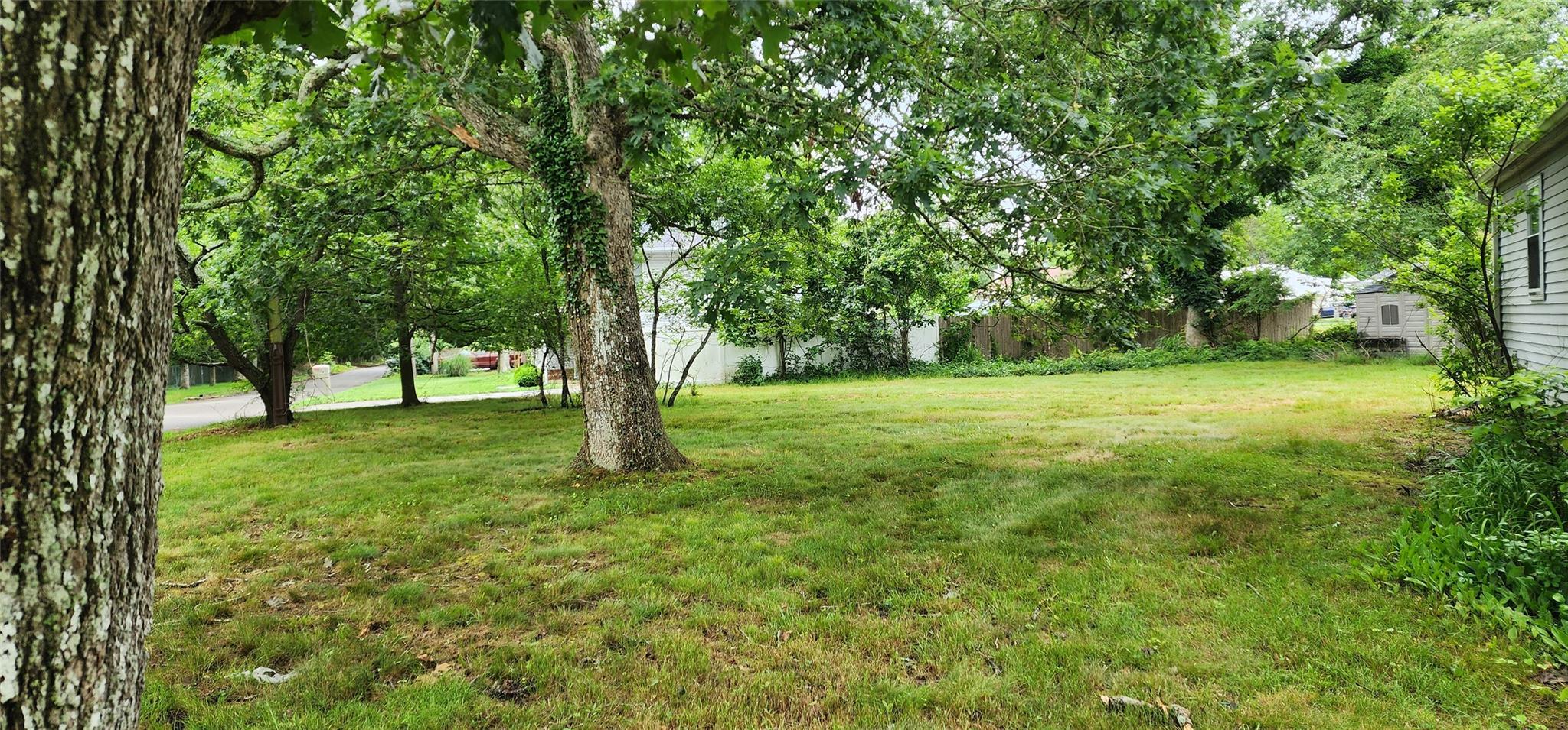 Single Family Elm  Suffolk County, NY 11951, MLS-888596-15