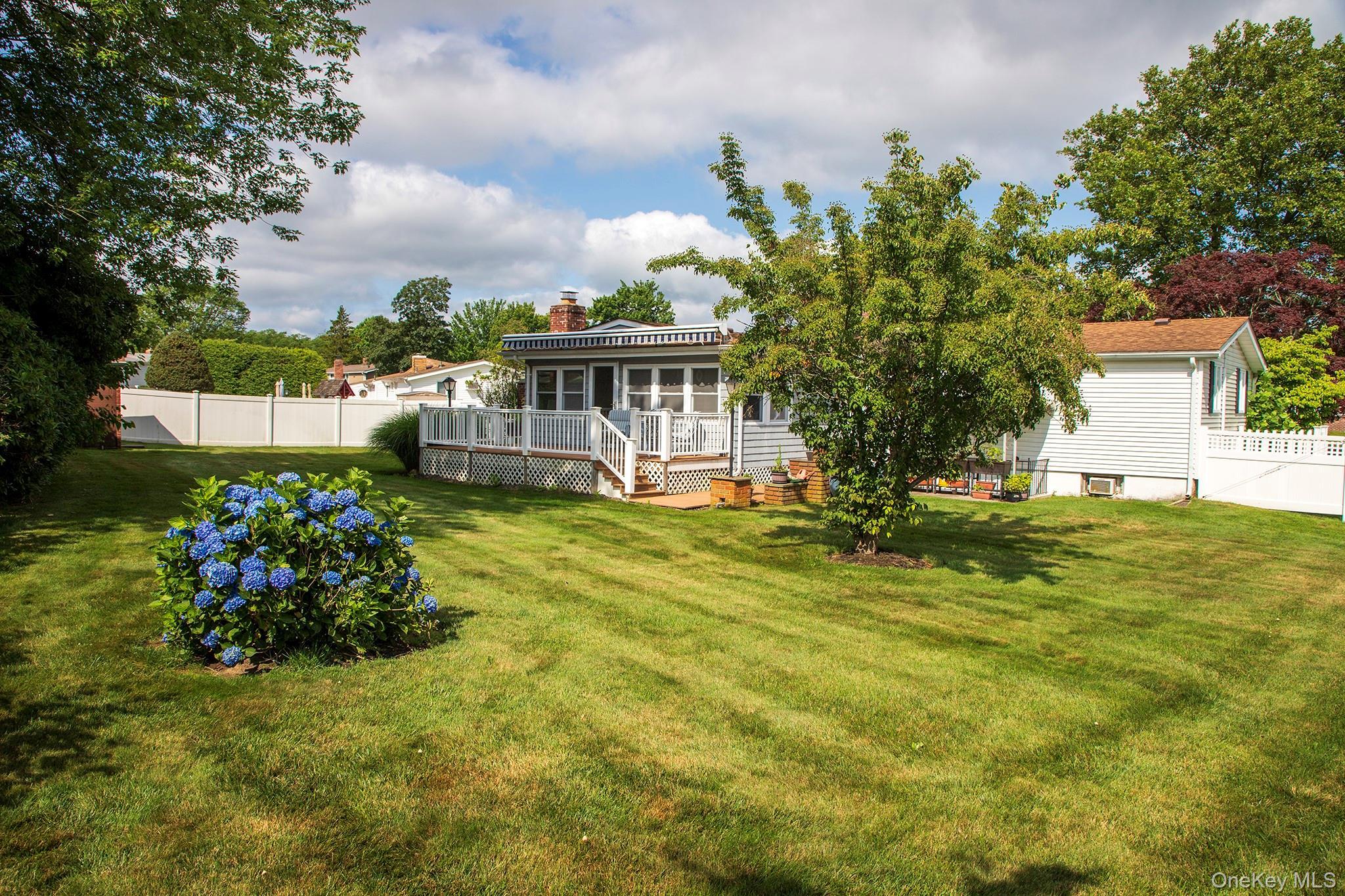 Single Family Freshman Suffolk County, NY 11790, MLS-888655-24