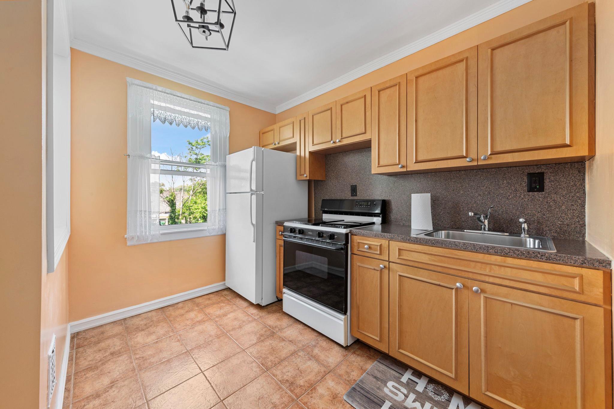 Single Family Admiral  Queens, NY 11379, MLS-888657-16