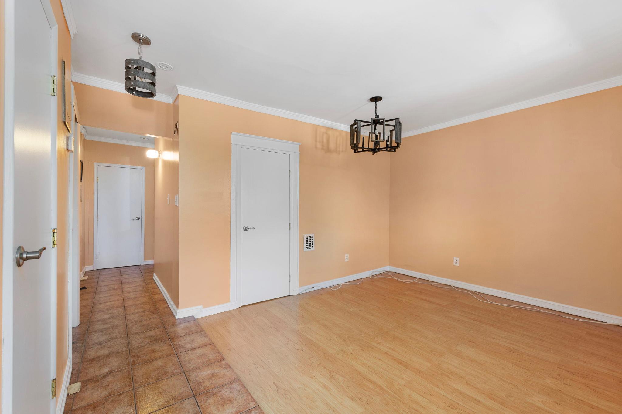 Single Family Admiral  Queens, NY 11379, MLS-888657-18