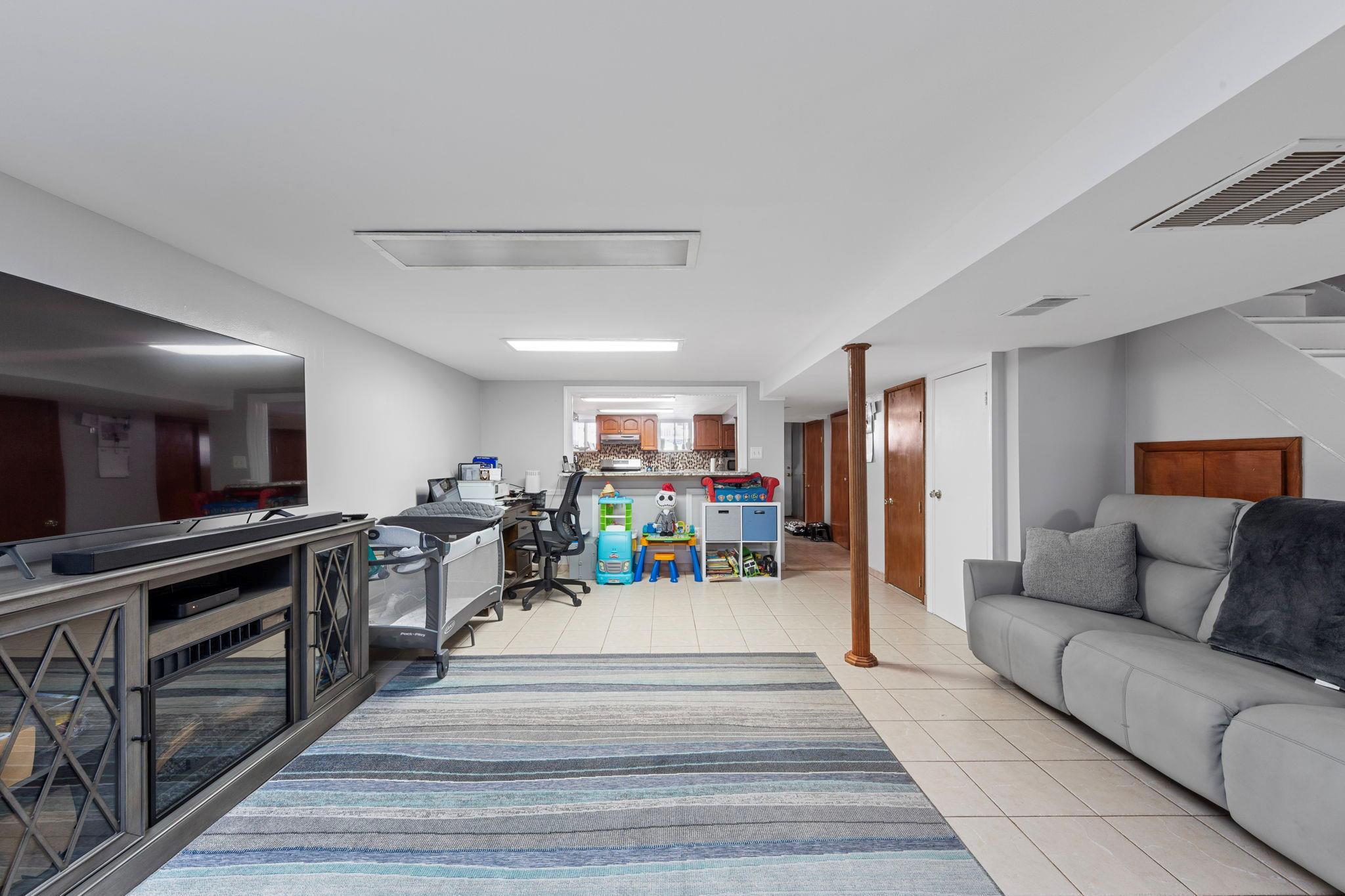Single Family Admiral  Queens, NY 11379, MLS-888657-20