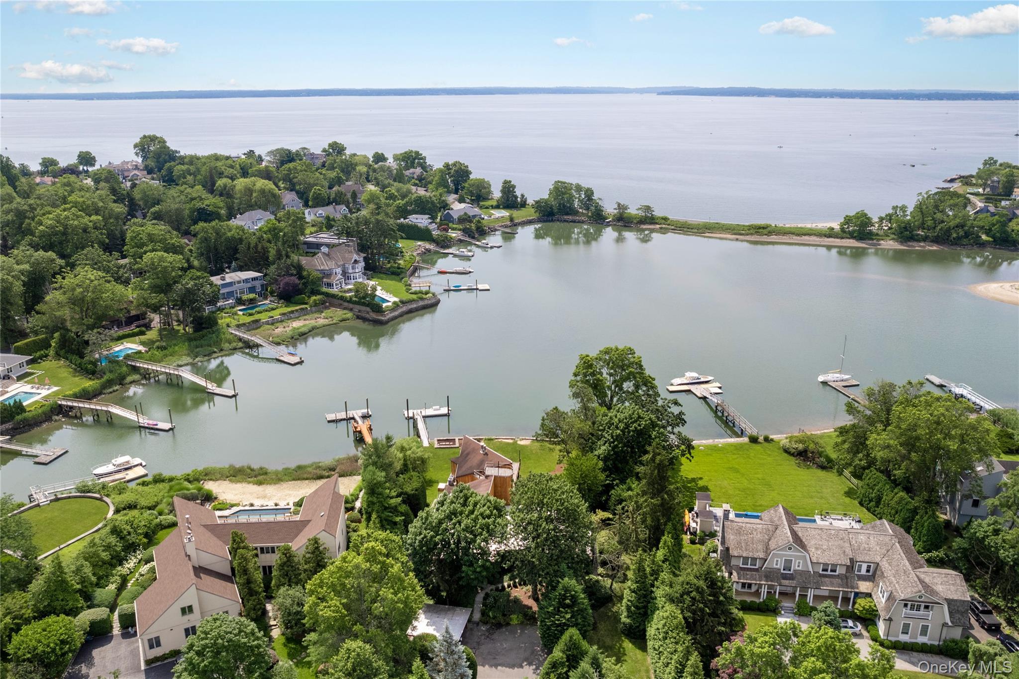 Single Family Greacen Point Westchester County, NY 10543, MLS-888677-13