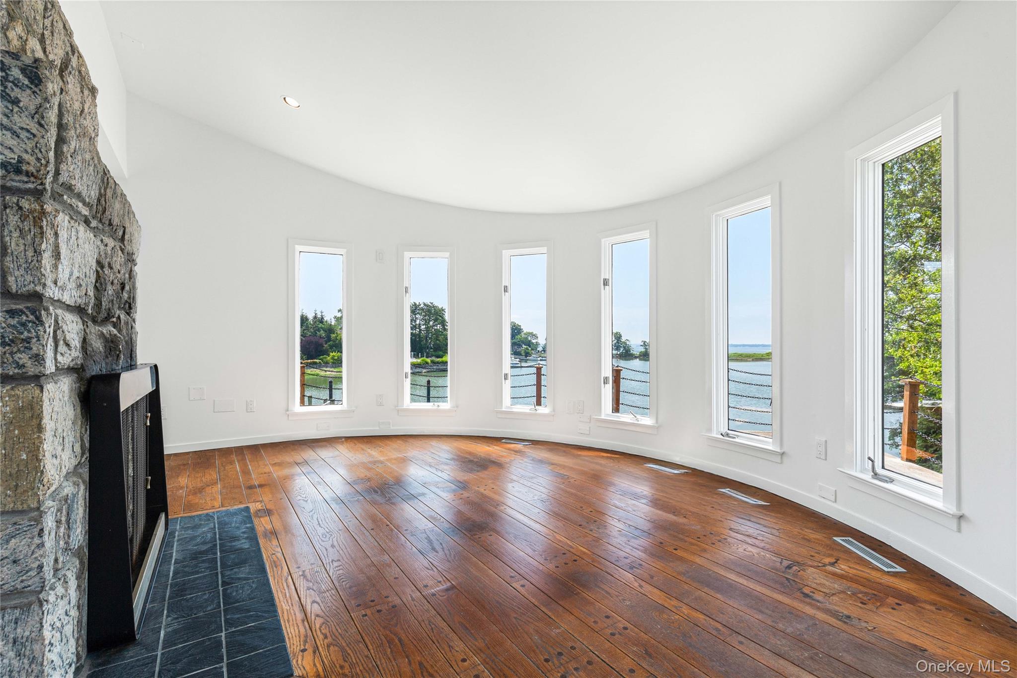 Single Family Greacen Point Westchester County, NY 10543, MLS-888677-35