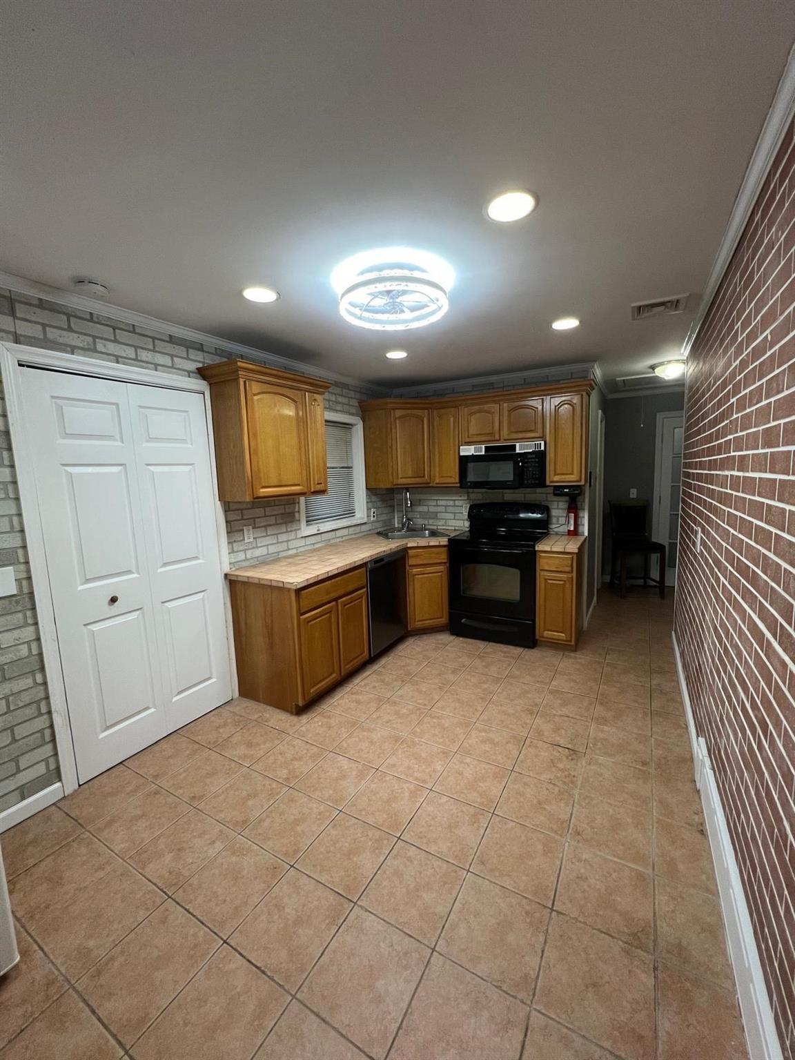 Single Family Bonny  Suffolk County, NY 11950, MLS-888689-11