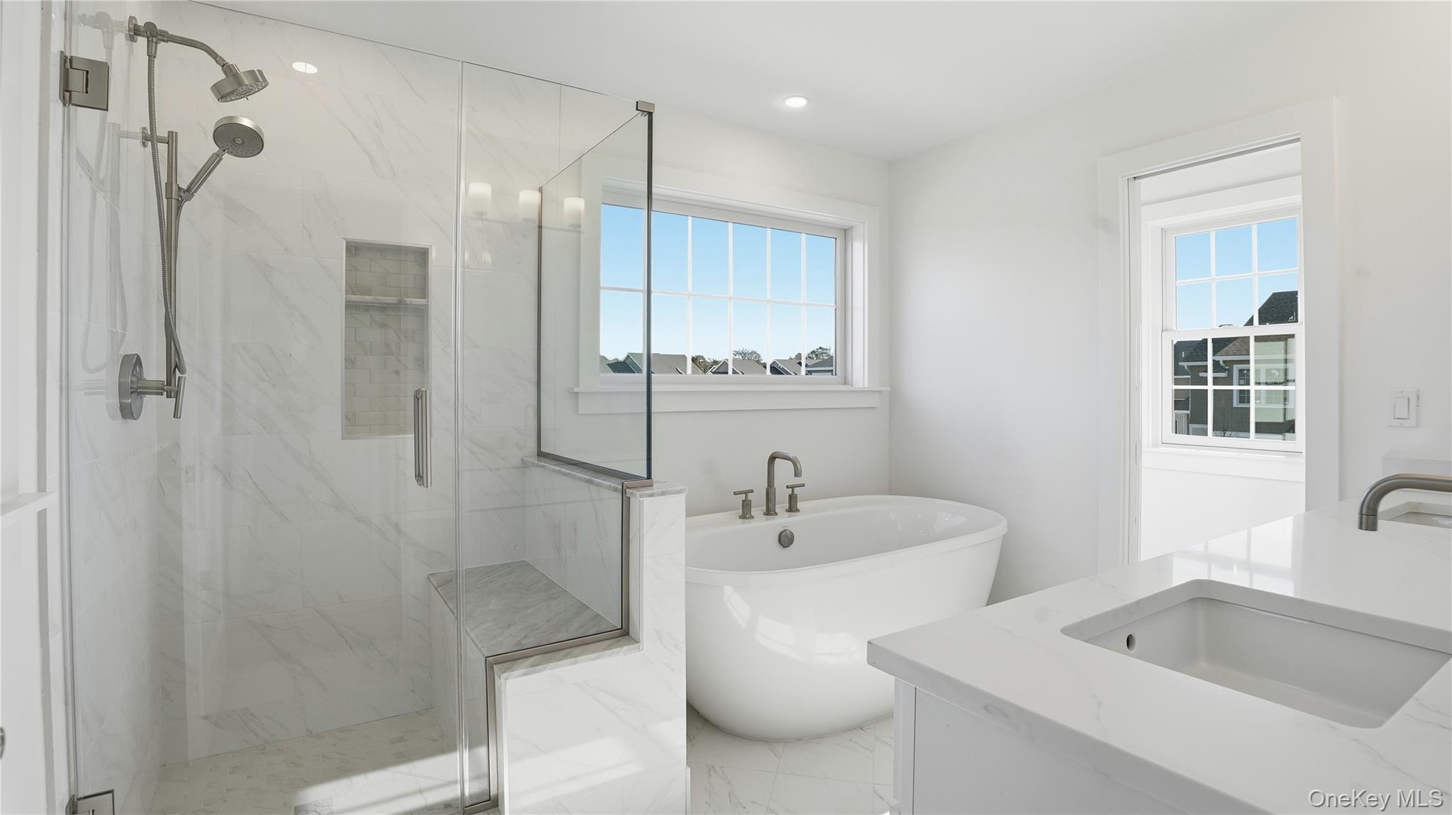 Condo Rogers  Suffolk County, NY 11978, MLS-888709-15