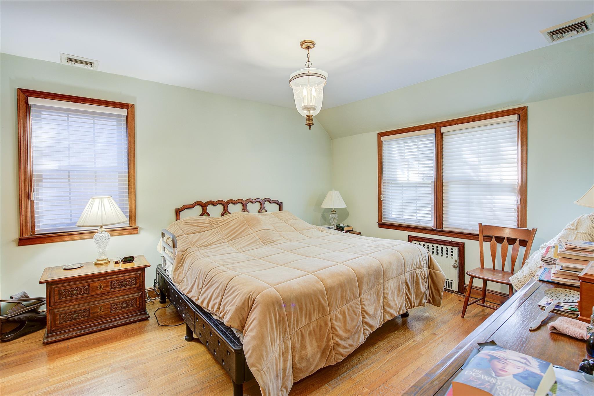 Single Family 245th  Queens, NY 11362, MLS-888738-19