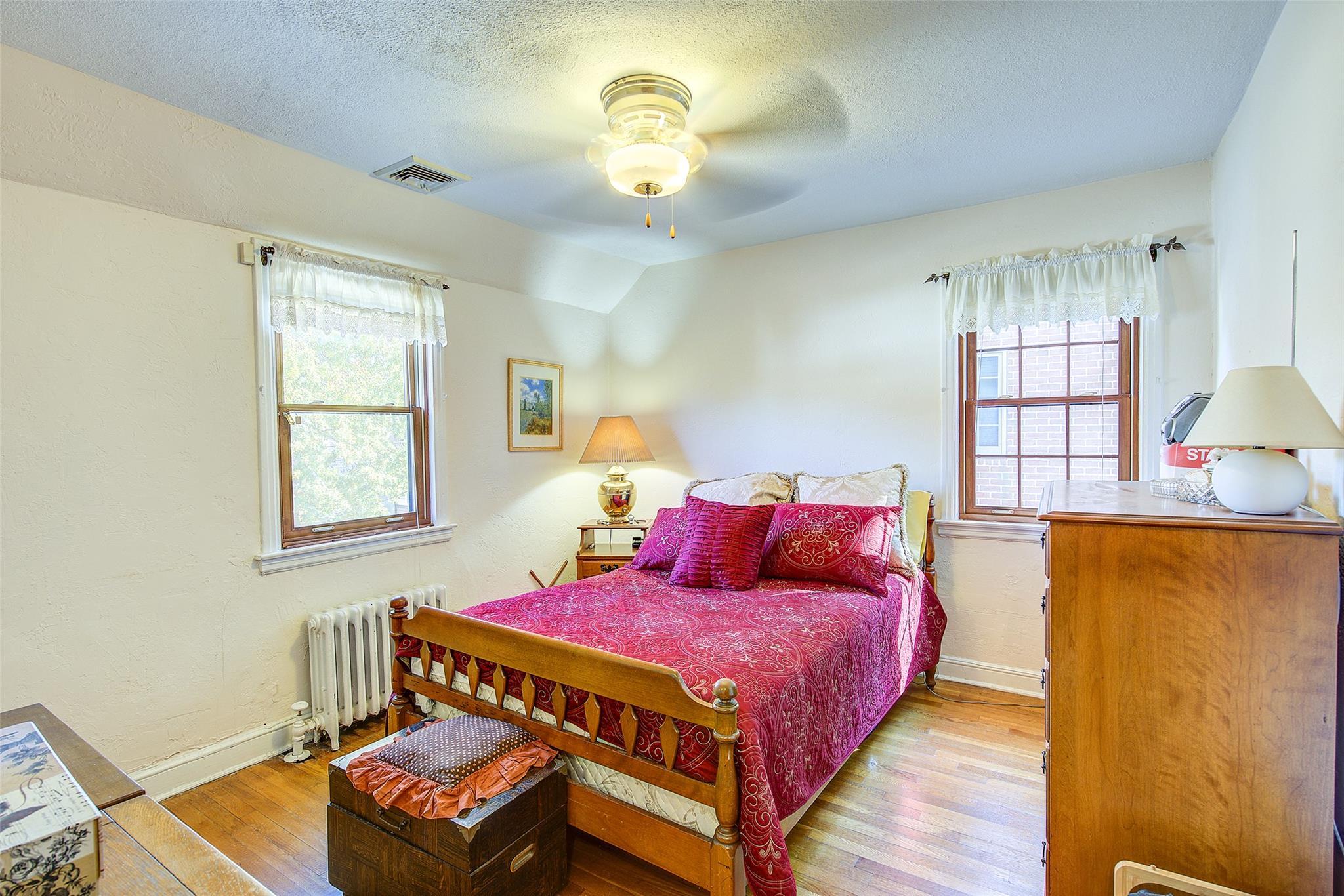 Single Family 245th  Queens, NY 11362, MLS-888738-22