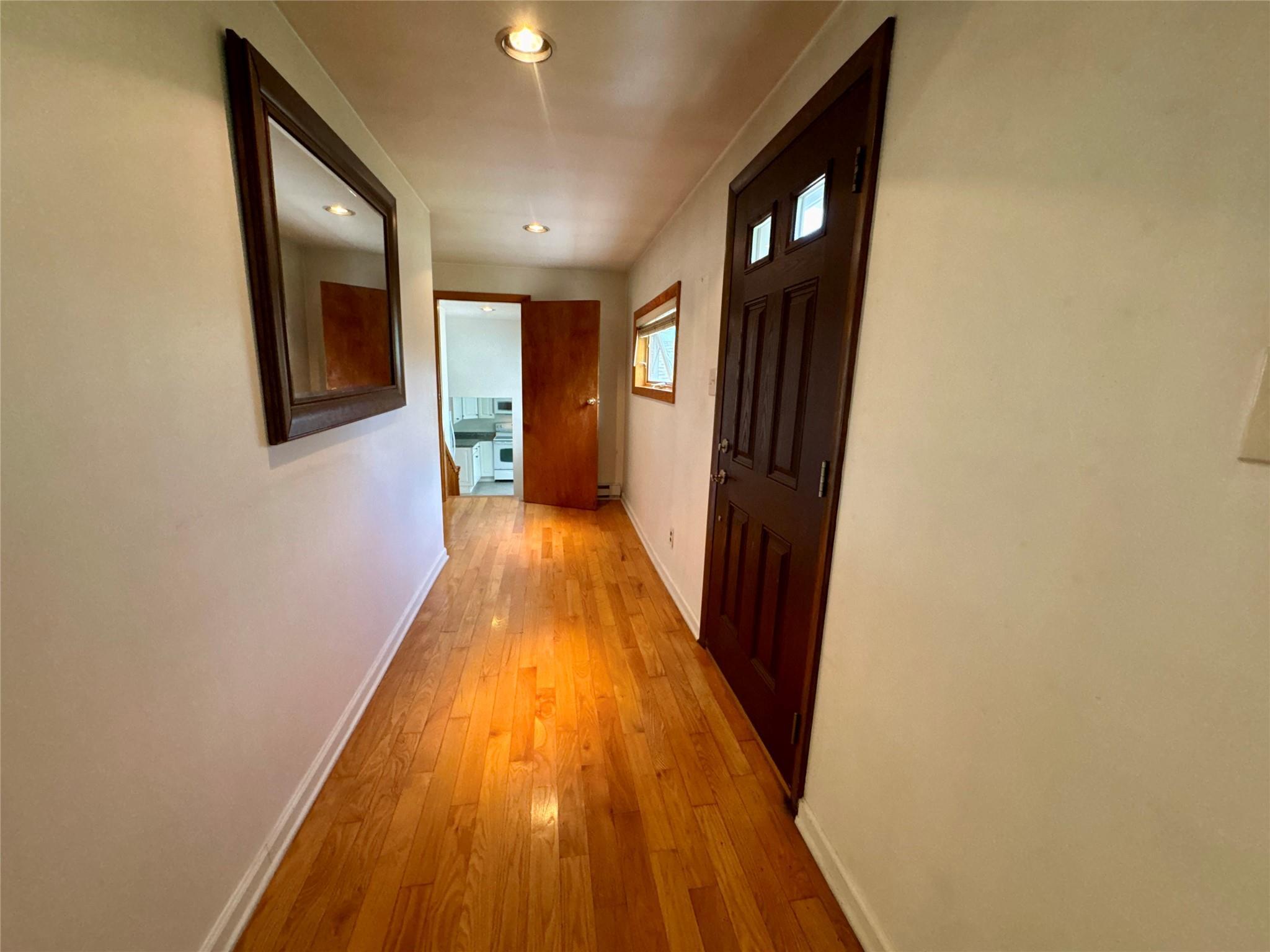 Single Family Knollcrest  Out Of Area, NY 06812, MLS-888782-12