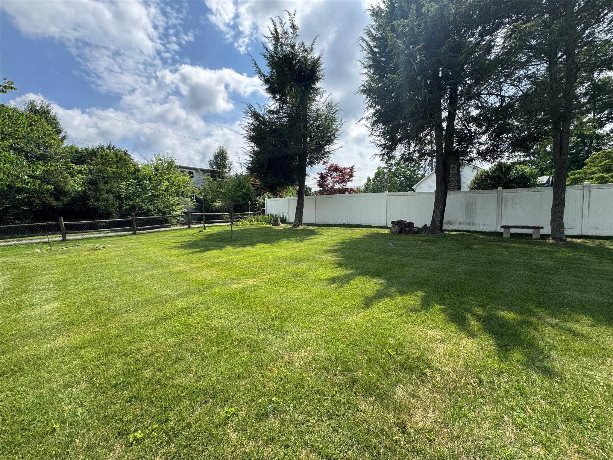 Single Family Knollcrest  Out Of Area, NY 06812, MLS-888782-3