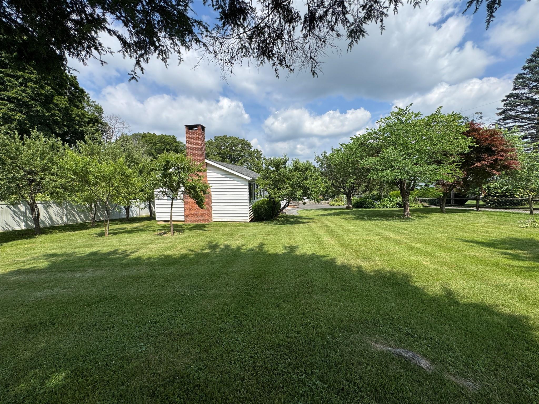 Single Family Knollcrest  Out Of Area, NY 06812, MLS-888782-30