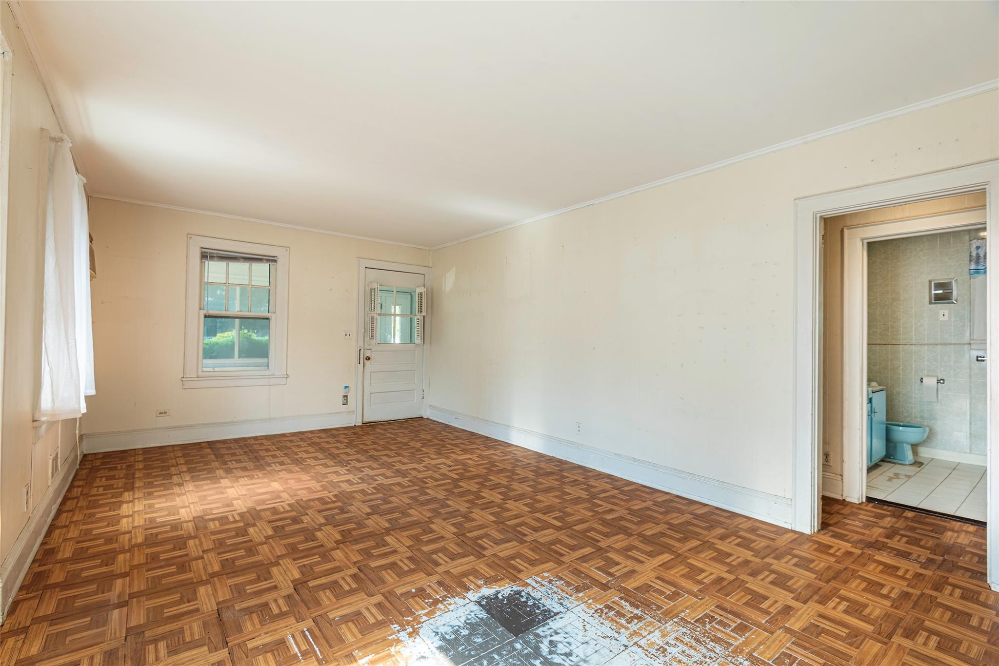 Single Family Florence  Nassau County, NY 11510, MLS-888794-12
