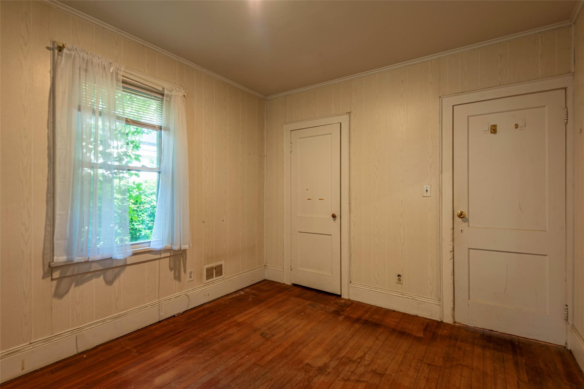 Single Family Florence  Nassau County, NY 11510, MLS-888794-19