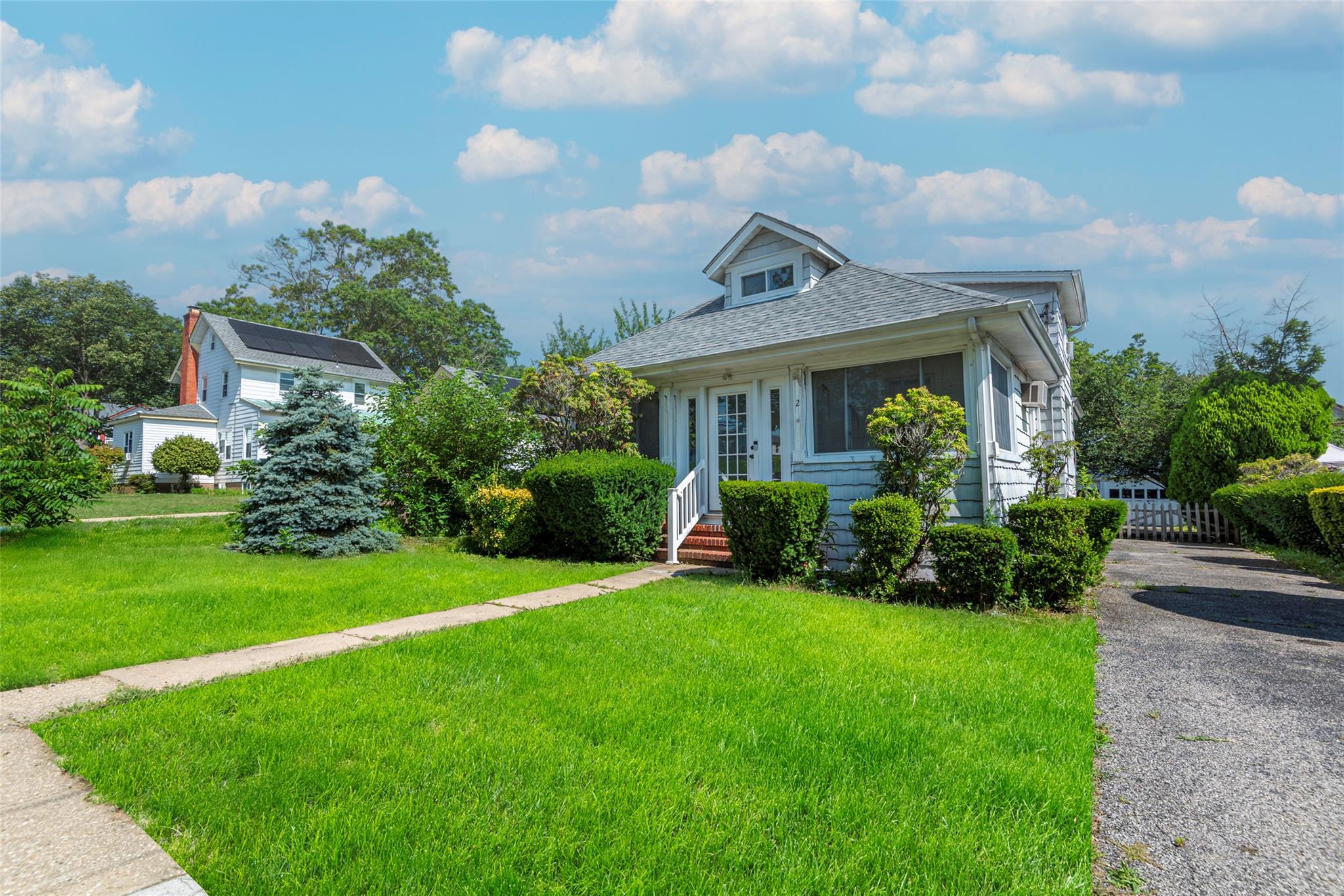 Single Family Florence  Nassau County, NY 11510, MLS-888794-2