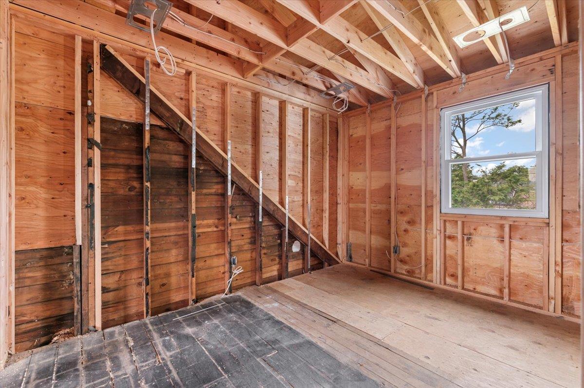 Single Family Carmans  Suffolk County, NY 11735, MLS-888807-11