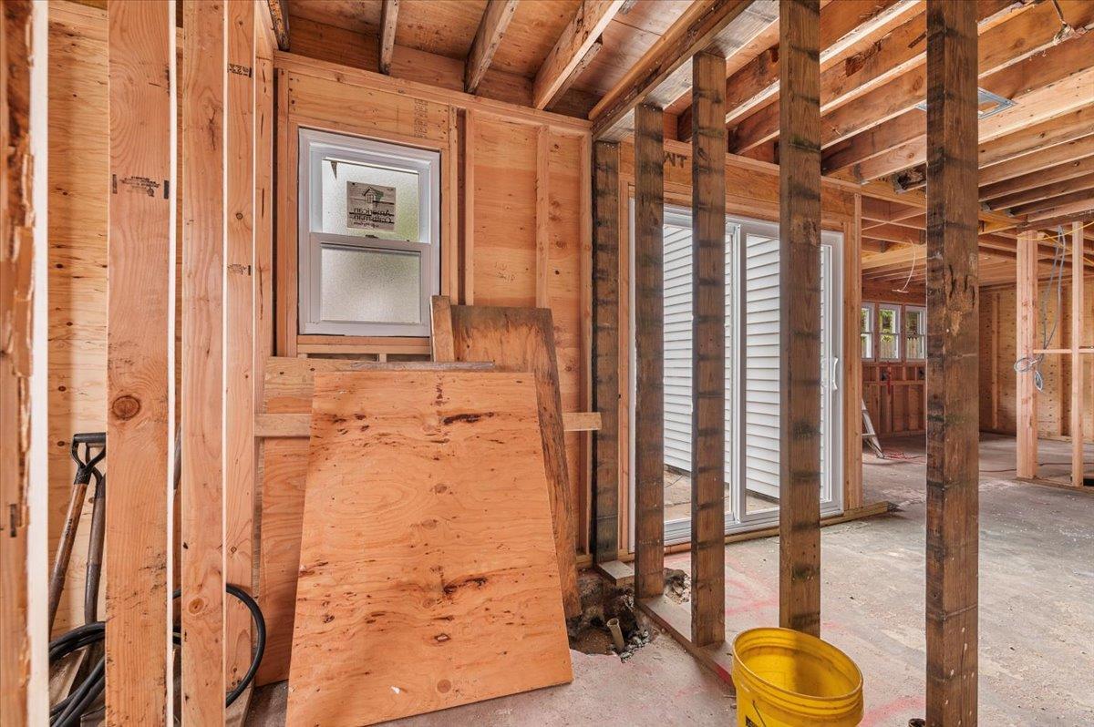 Single Family Carmans  Suffolk County, NY 11735, MLS-888807-5