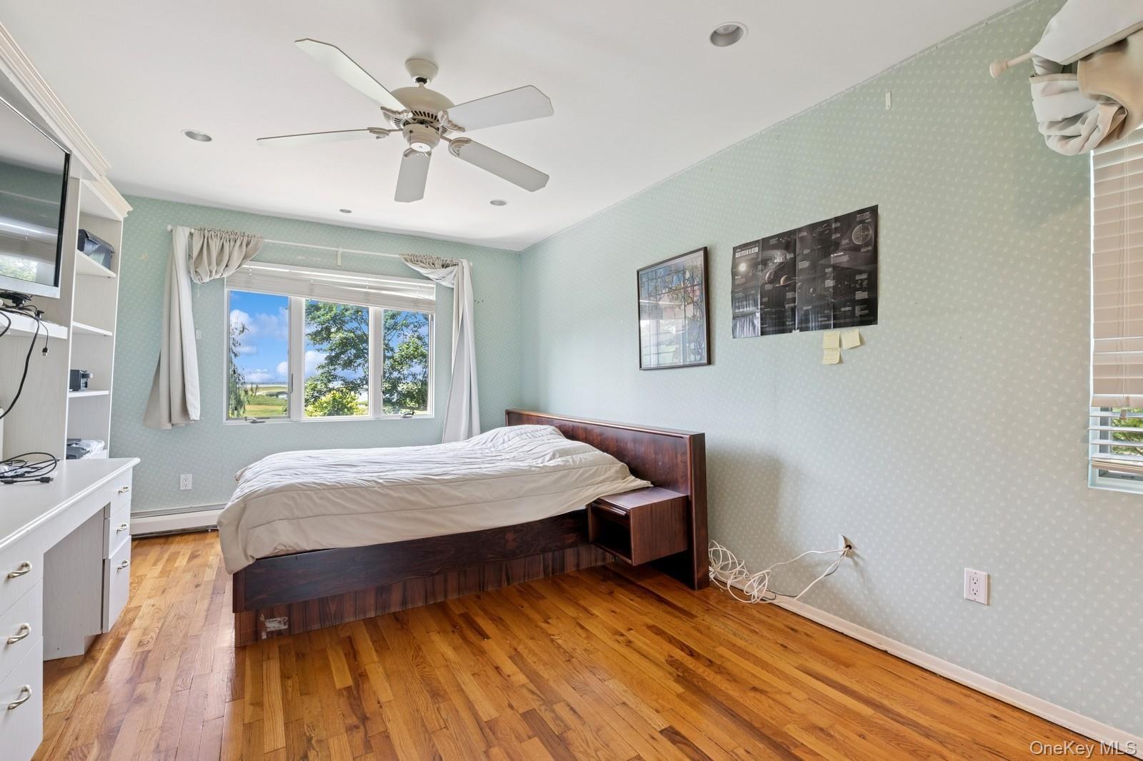 Single Family Ivy Hill Nassau County, NY 11598, MLS-888869-23