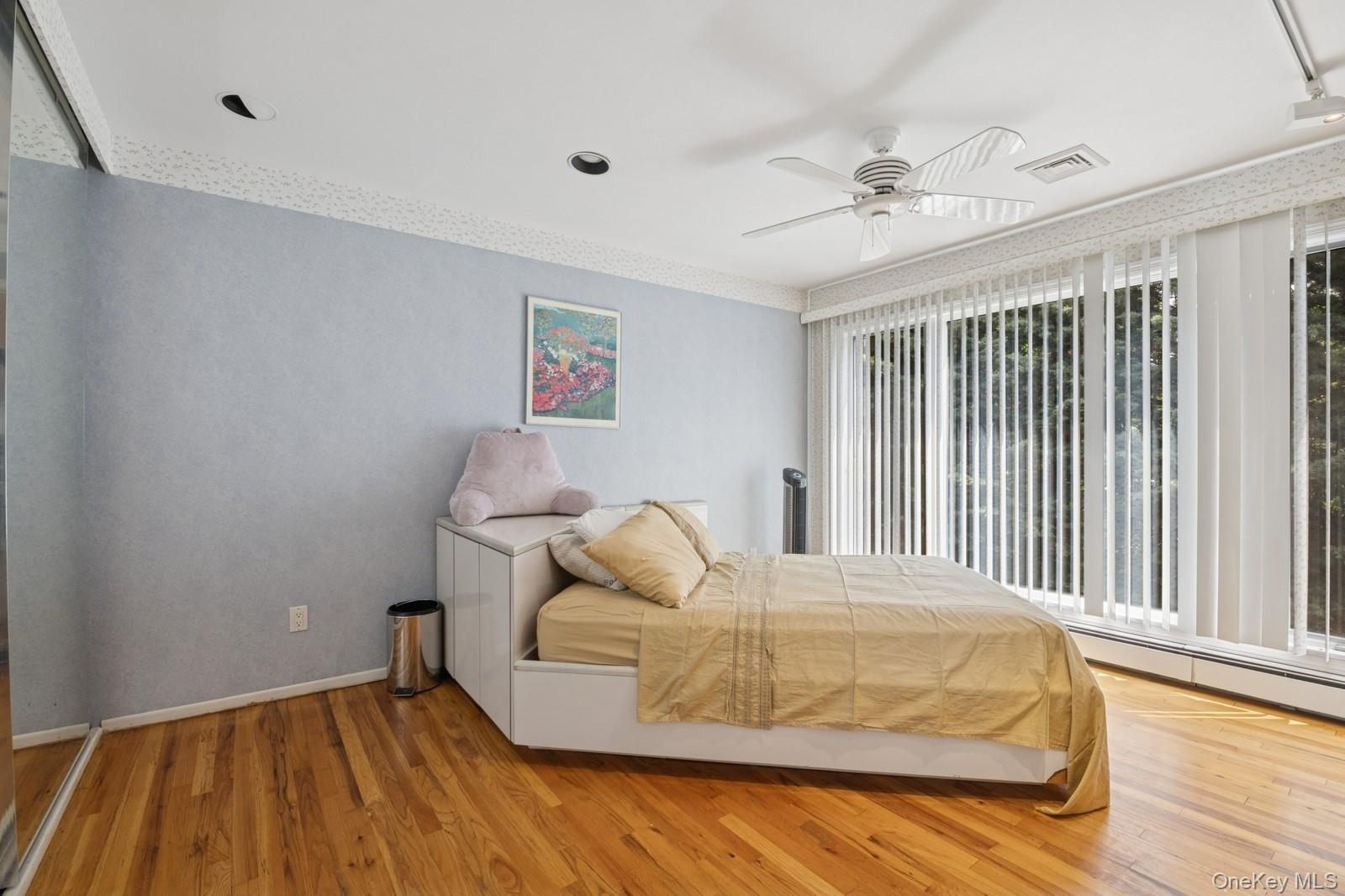 Single Family Ivy Hill Nassau County, NY 11598, MLS-888869-26