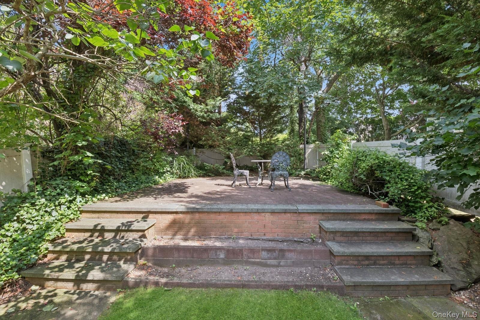 Single Family Ivy Hill Nassau County, NY 11598, MLS-888869-29