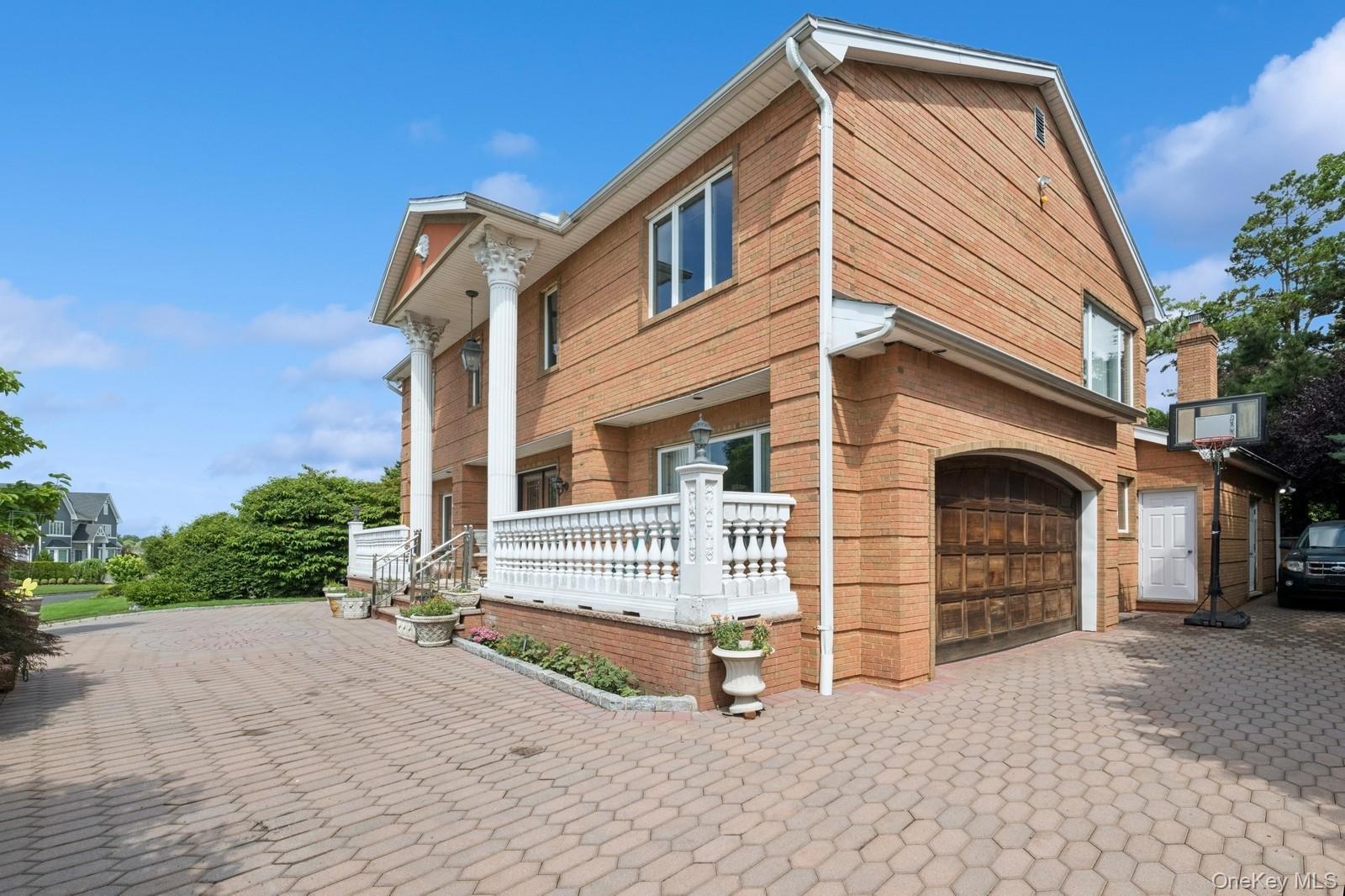 Single Family Ivy Hill Nassau County, NY 11598, MLS-888869-4