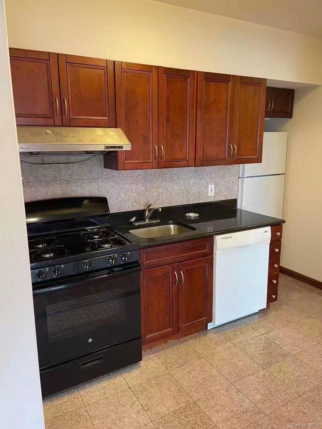 Condo 53 Rd Avenue  Queens, NY 11373, MLS-888916-2