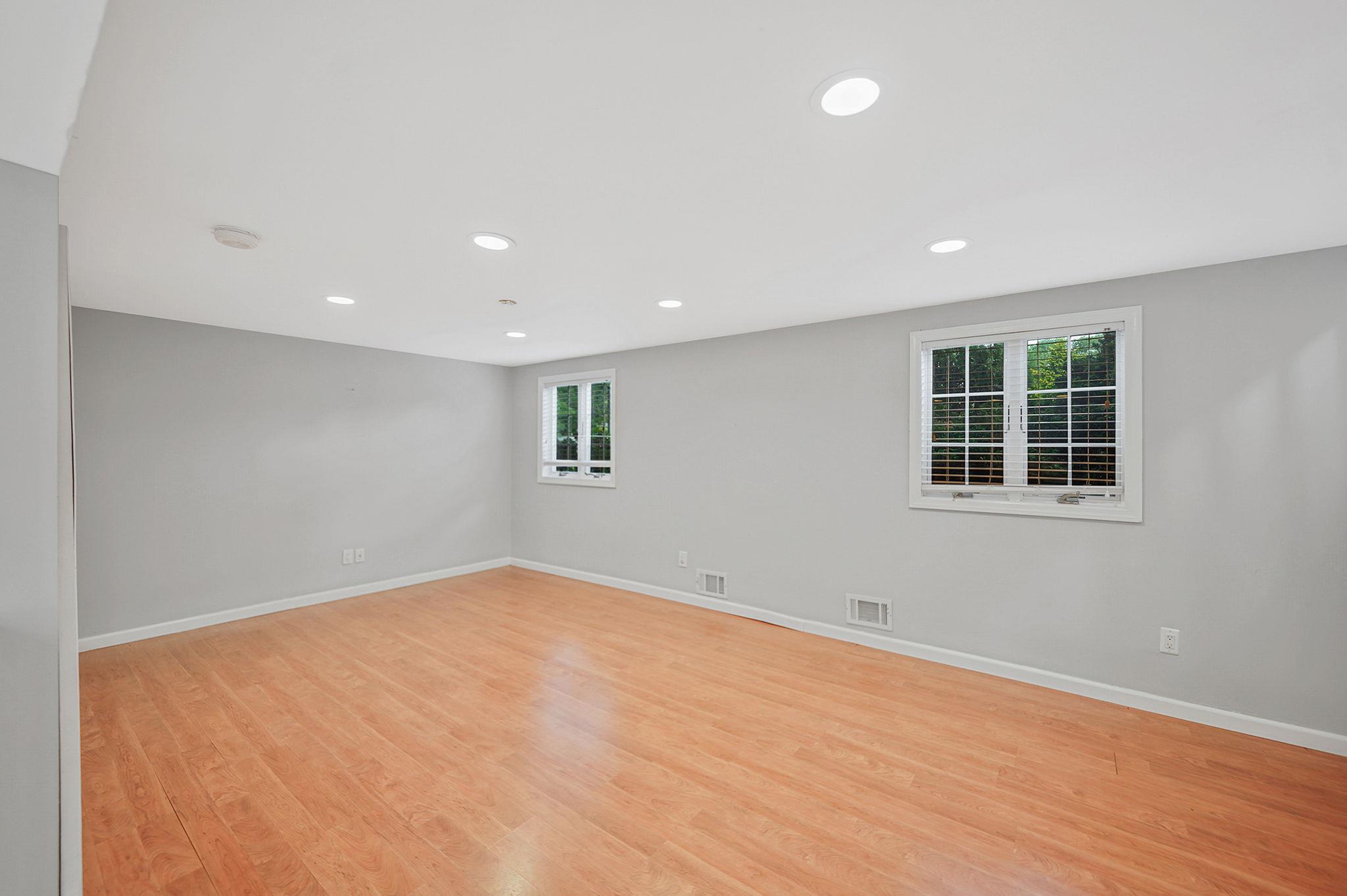 Single Family Fireside  Suffolk County, NY 11733, MLS-888919-11