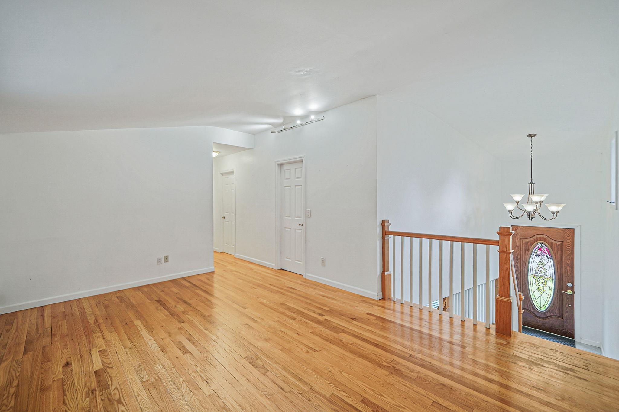 Single Family Fireside  Suffolk County, NY 11733, MLS-888919-13