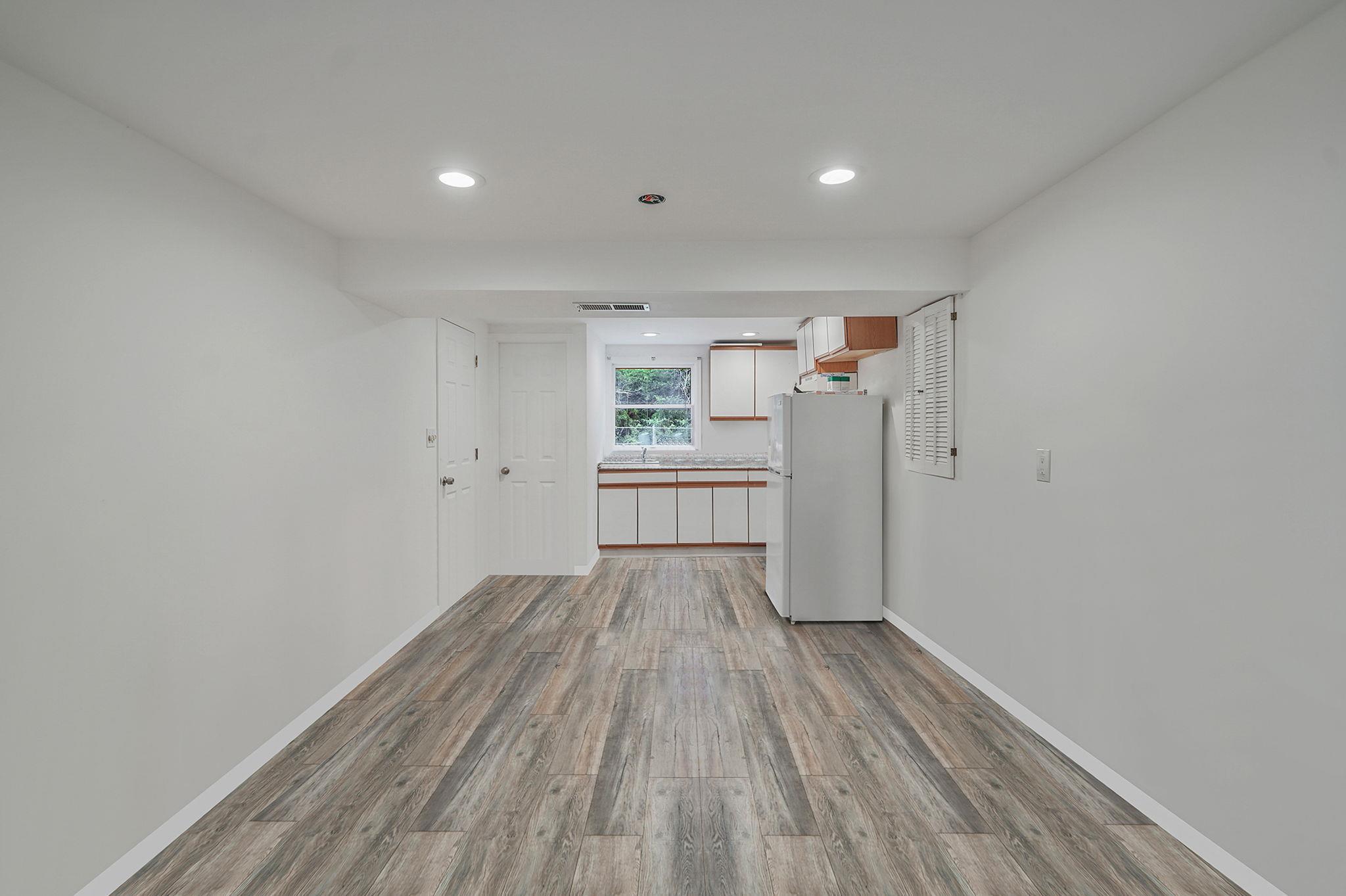 Single Family Fireside  Suffolk County, NY 11733, MLS-888919-22