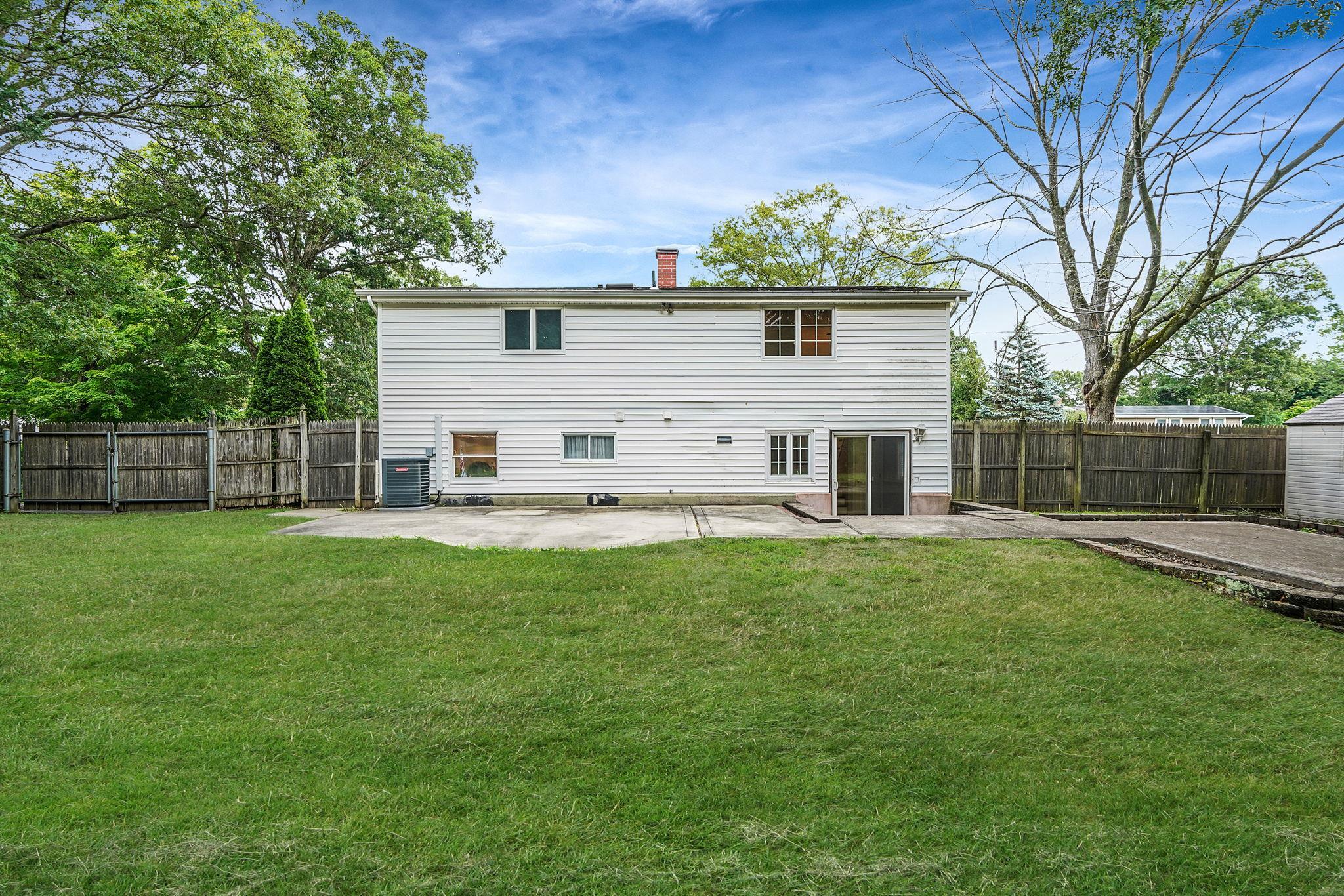 Single Family Fireside  Suffolk County, NY 11733, MLS-888919-27