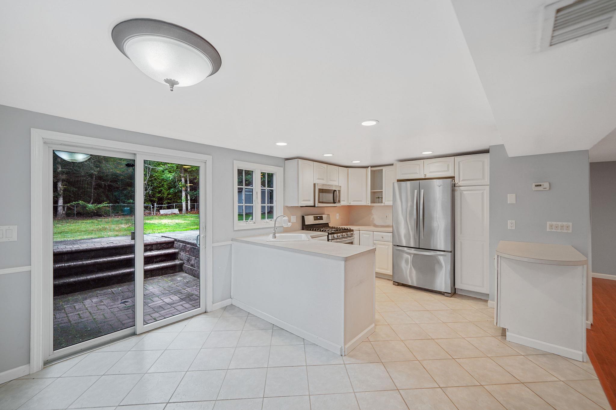 Single Family Fireside  Suffolk County, NY 11733, MLS-888919-6
